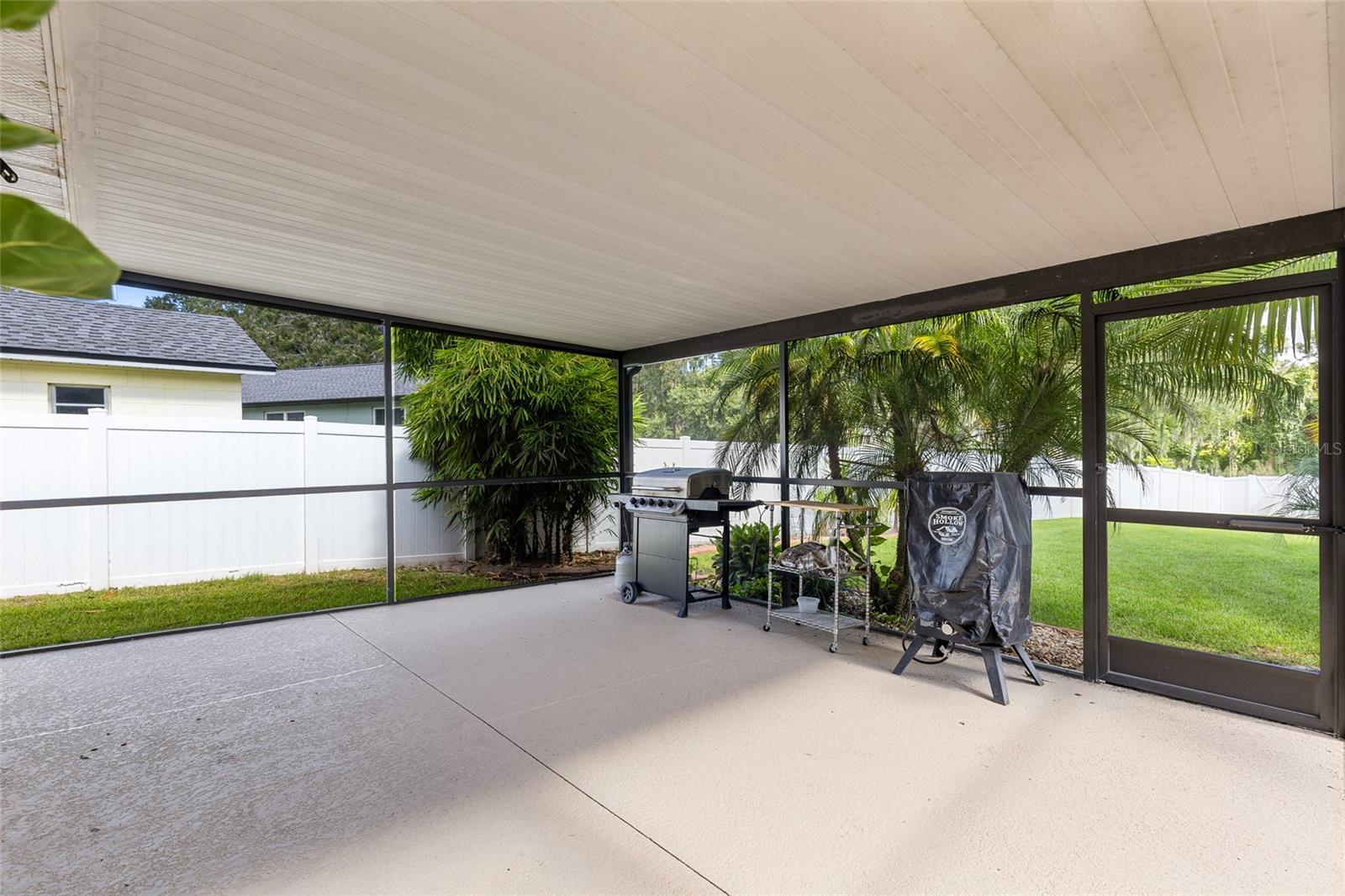 Image 36 of 40 For 617 Glenview Drive