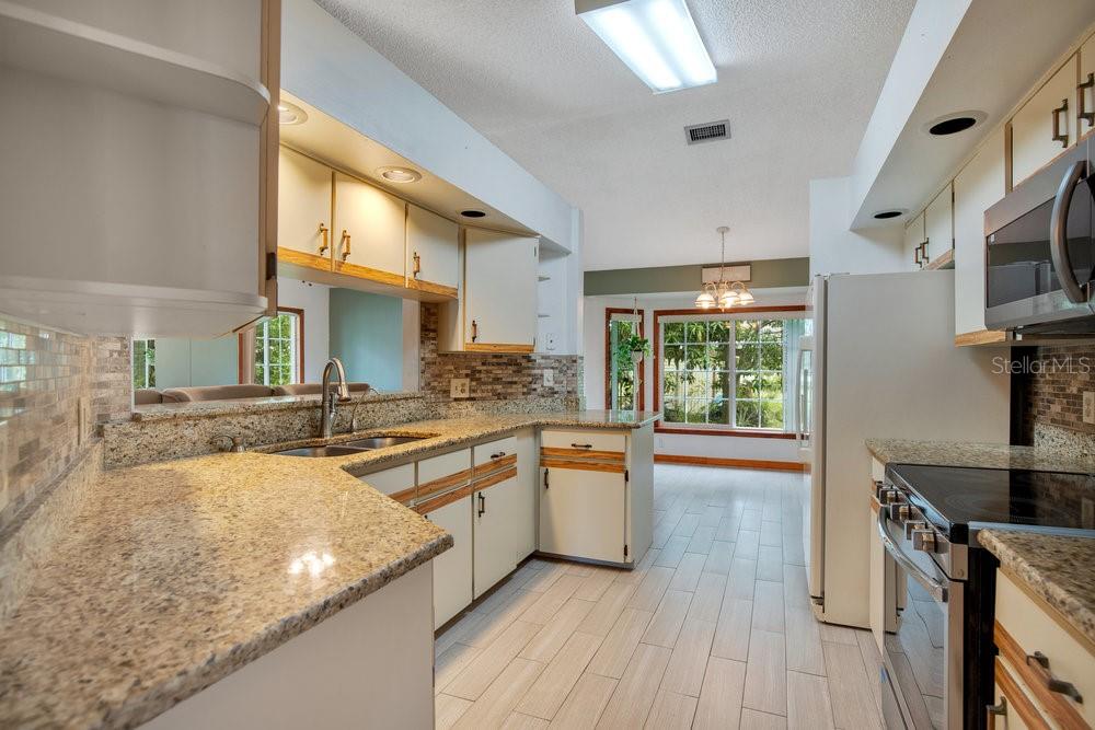 Image 7 of 39 For 1341 Portillo Drive