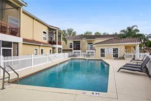 Image 3 of 4 For 700 Seabrook Court 102