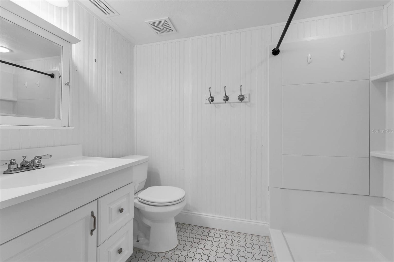 Image 39 of 57 For 2410 Hartridge Point Drive W
