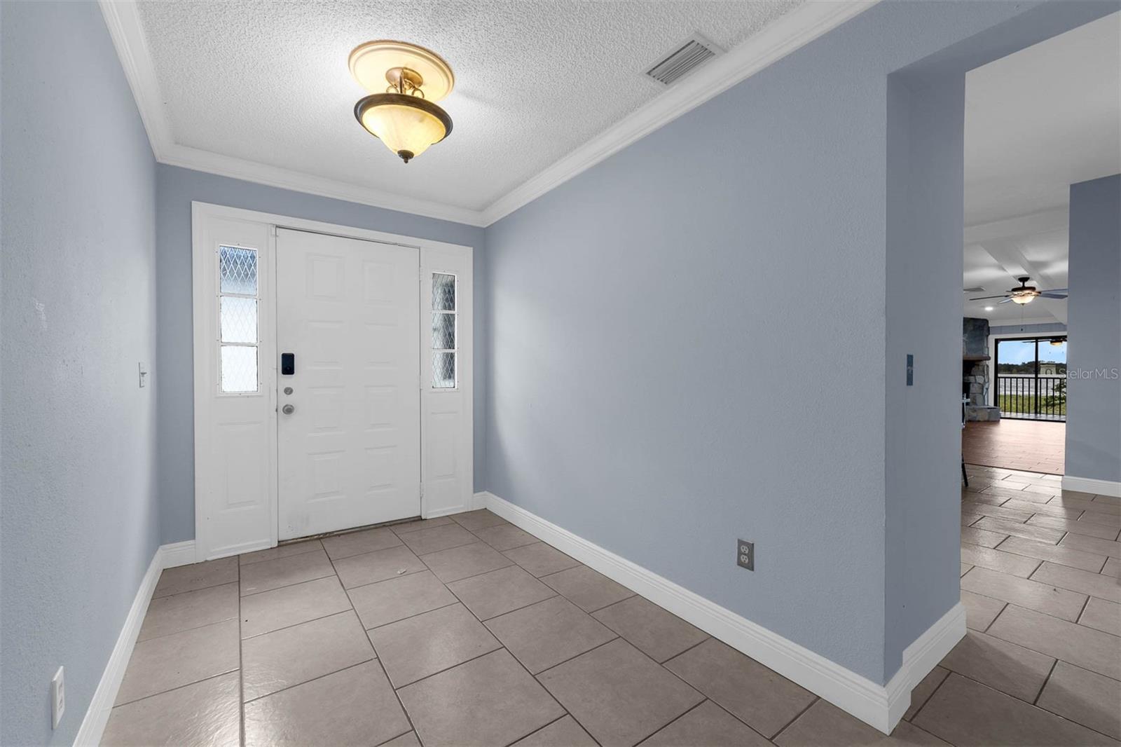 Image 8 of 57 For 2410 Hartridge Point Drive W