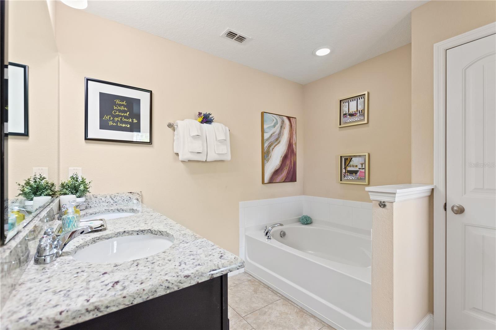 Image 50 of 90 For 5287 Wildwood Way