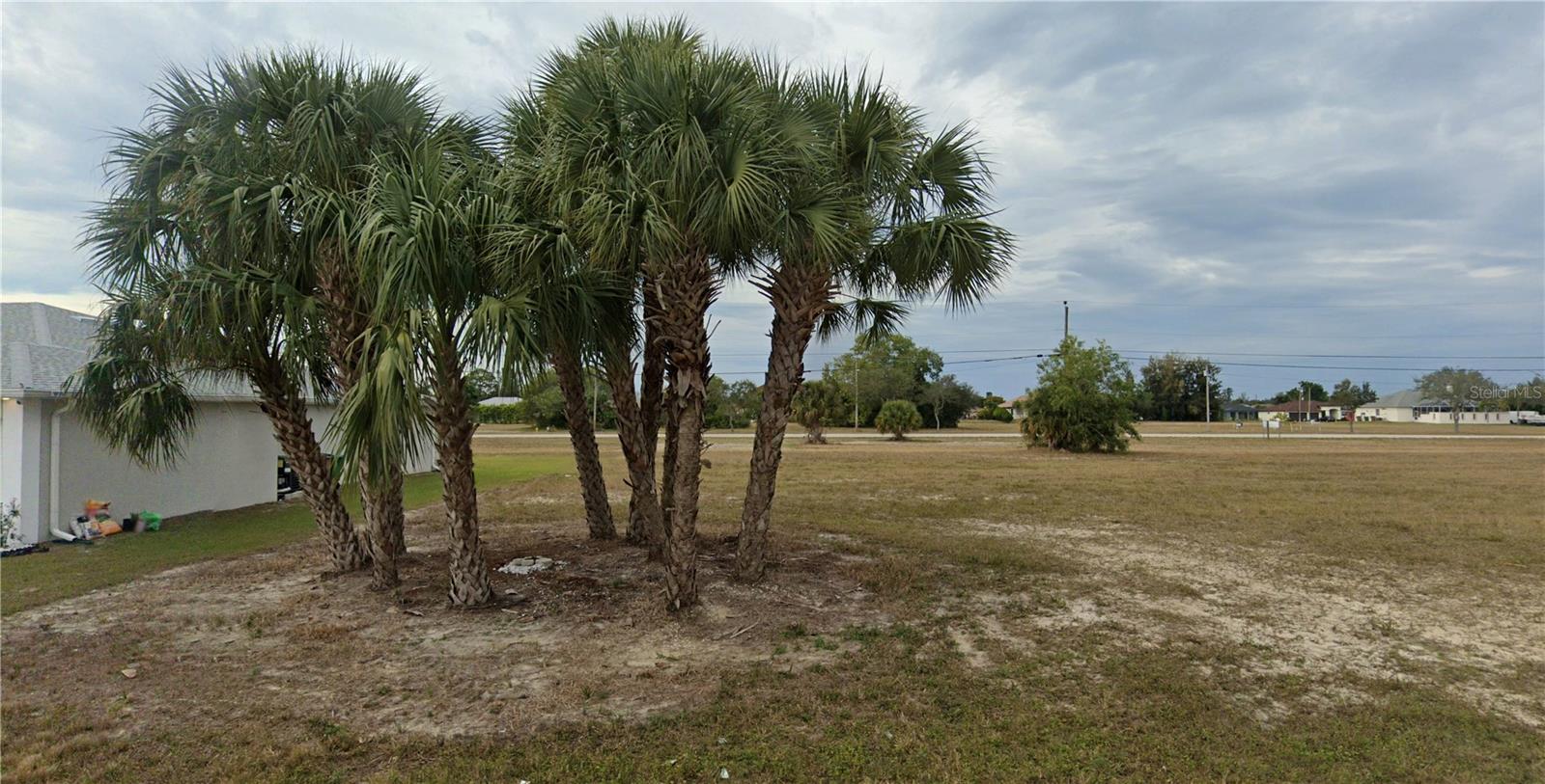 Image 4 of 17 For 1416 7th Court