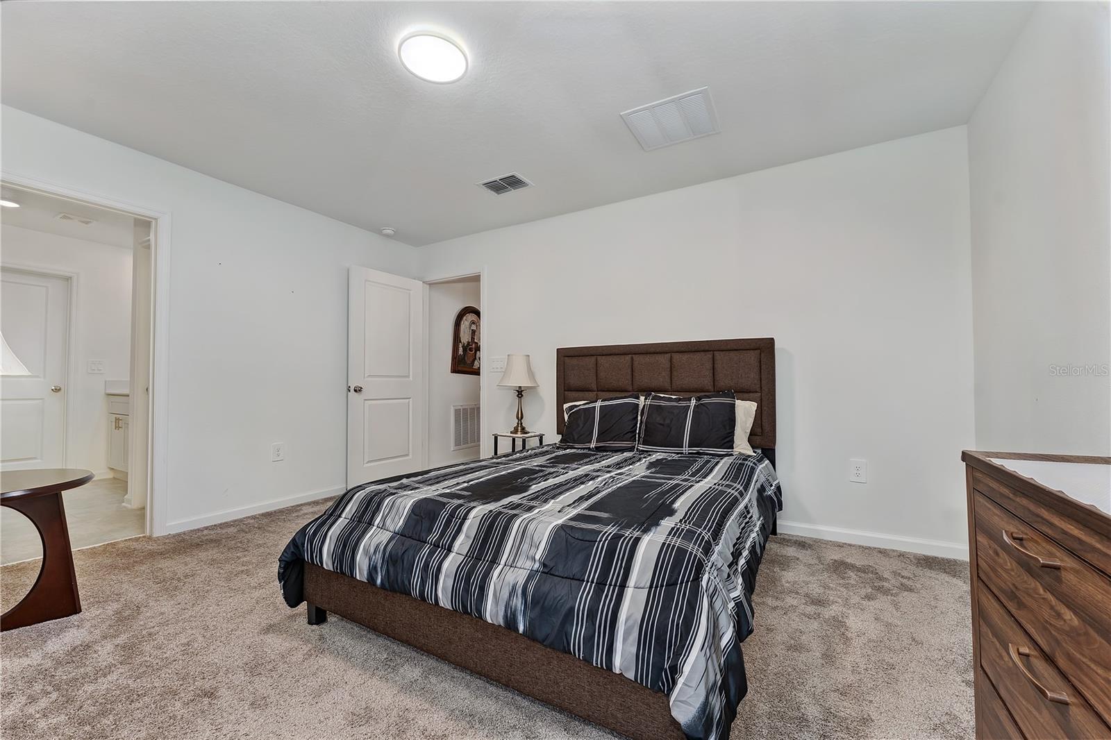 Image 19 of 32 For 1534 Marksman Road