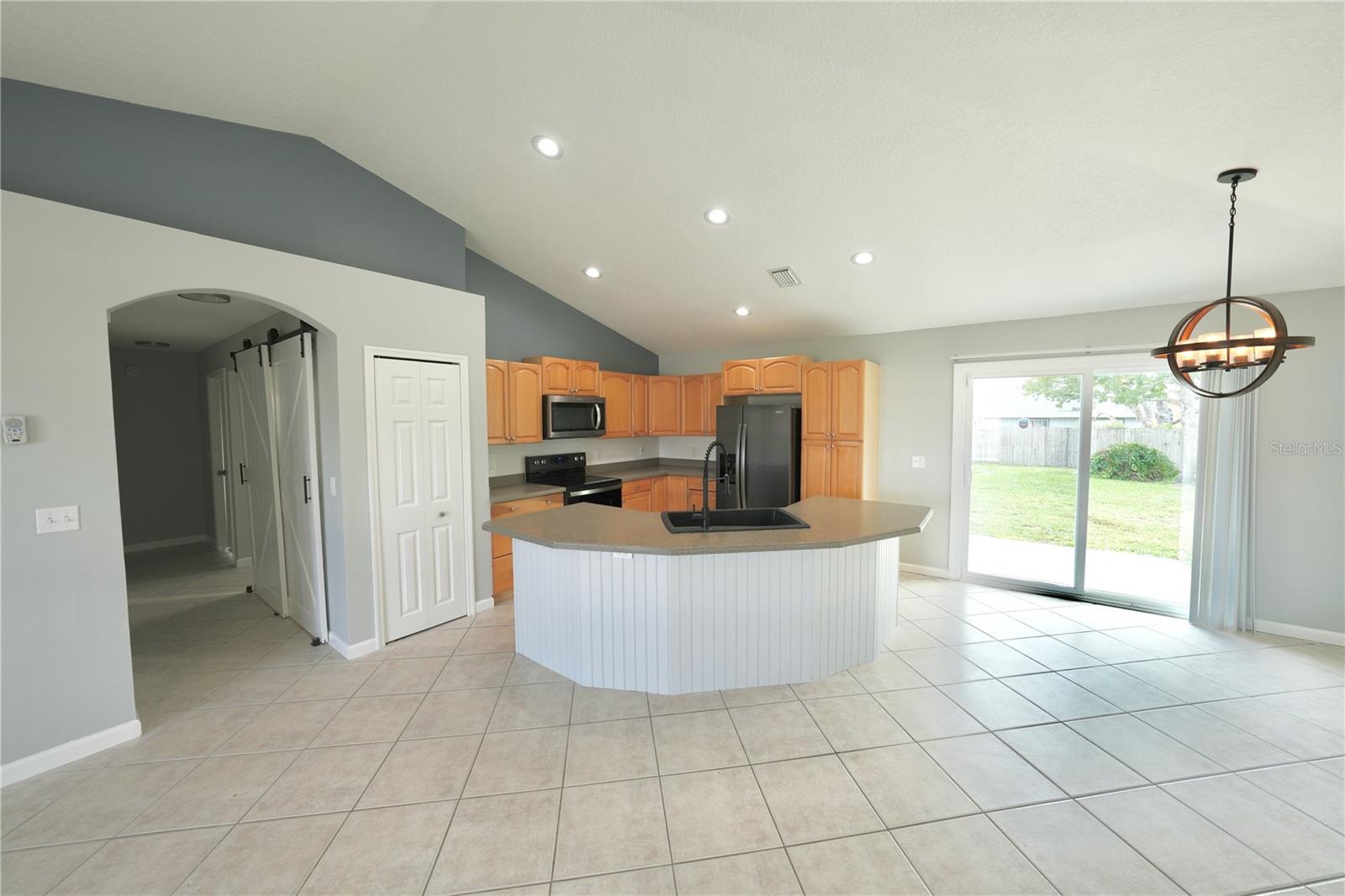 Image 4 of 19 For 2301 Weatherford Drive