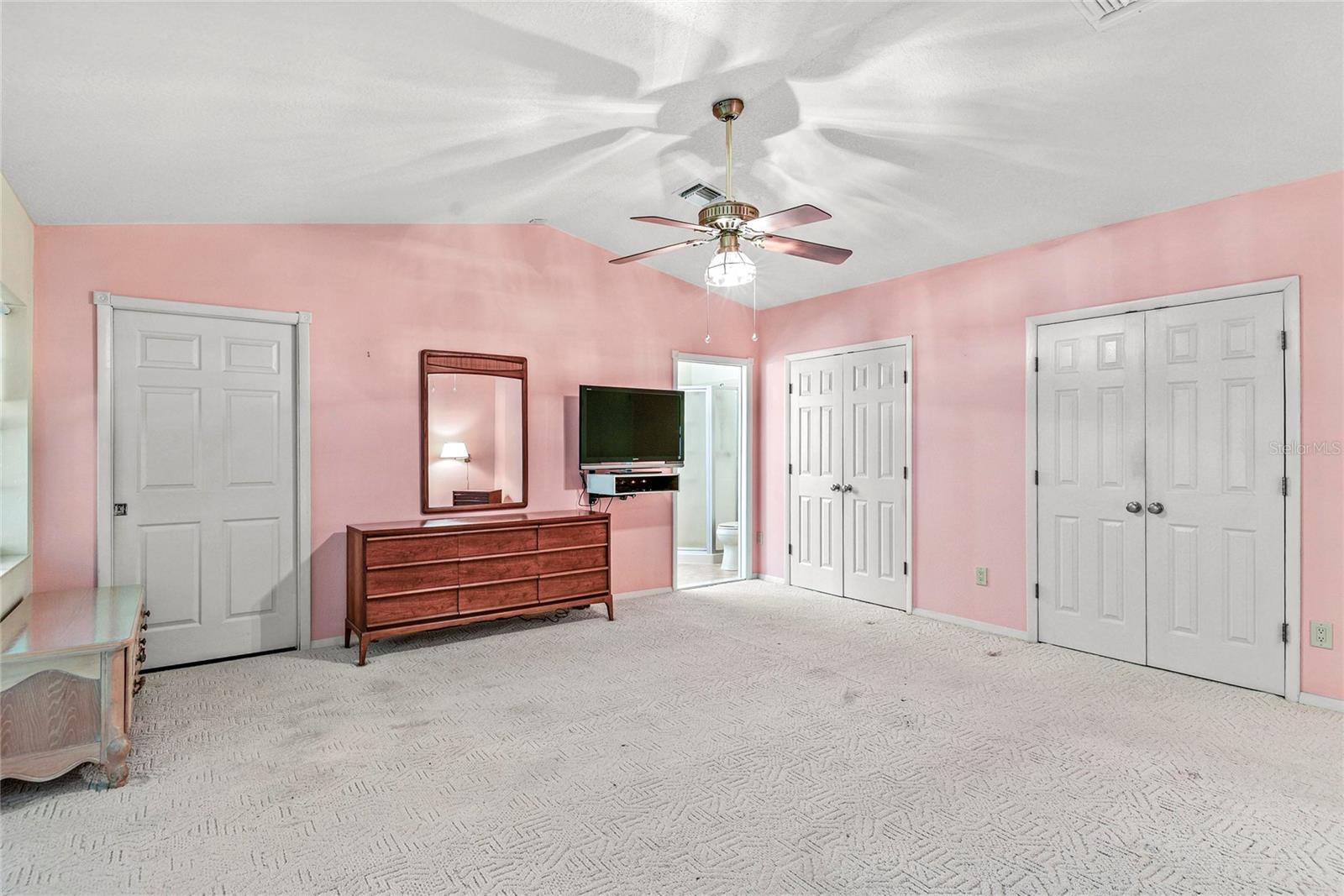 Image 13 of 31 For 3819 Bradley Avenue