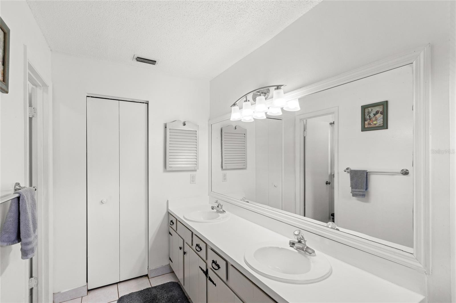 Image 13 of 31 For 1771 39th Street