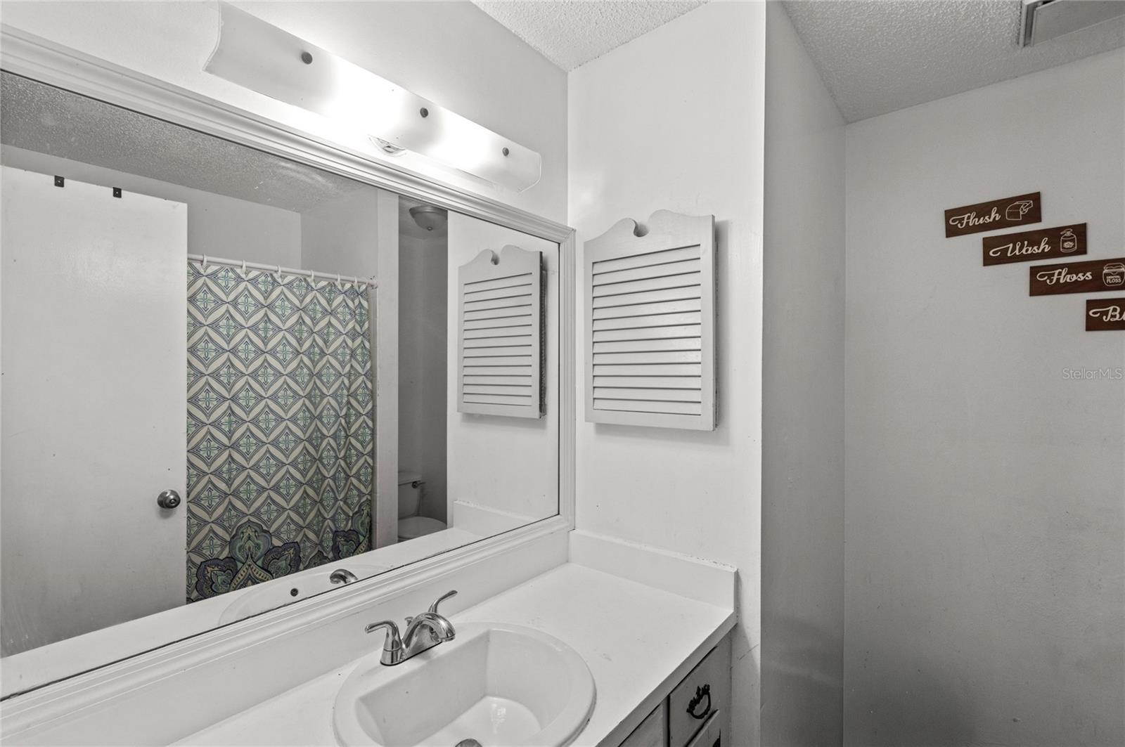 Image 18 of 31 For 1771 39th Street