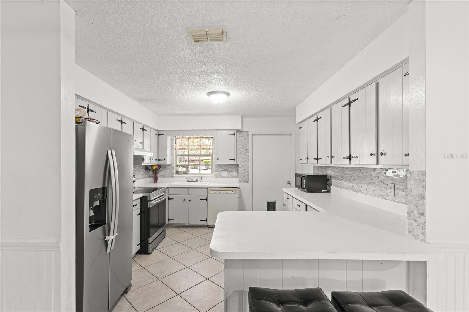 Image 6 of 31 For 1771 39th Street