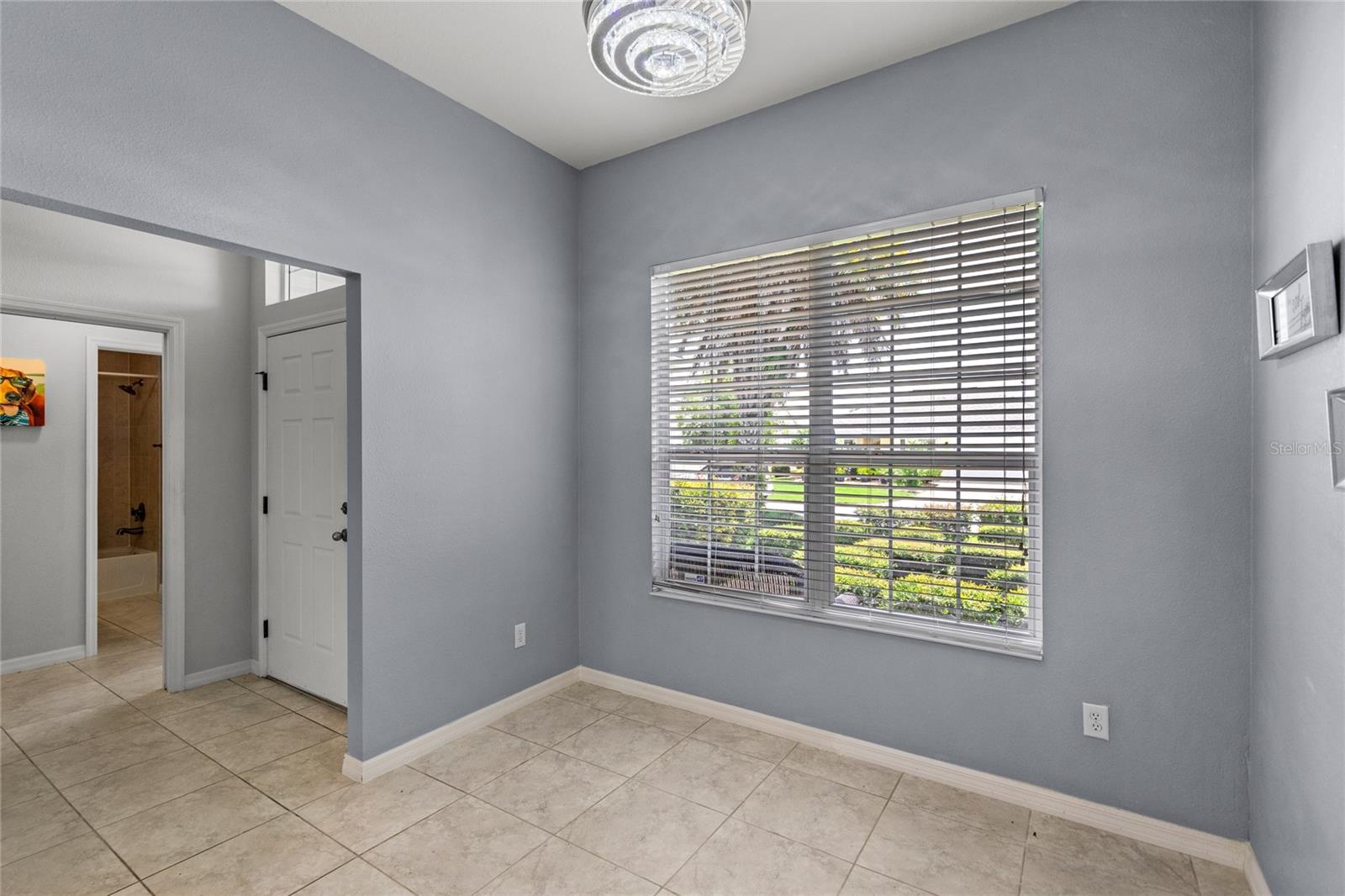 Image 11 of 53 For 2454 Monroe Terrace