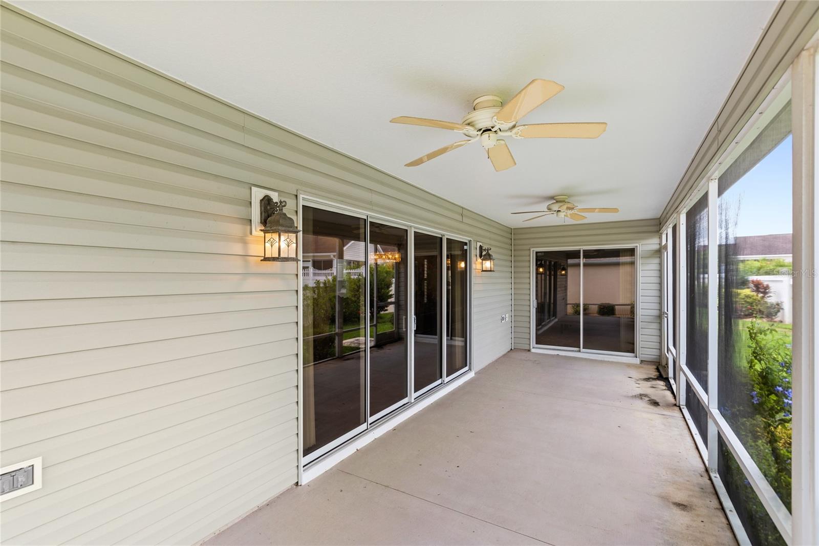 Image 37 of 53 For 2454 Monroe Terrace