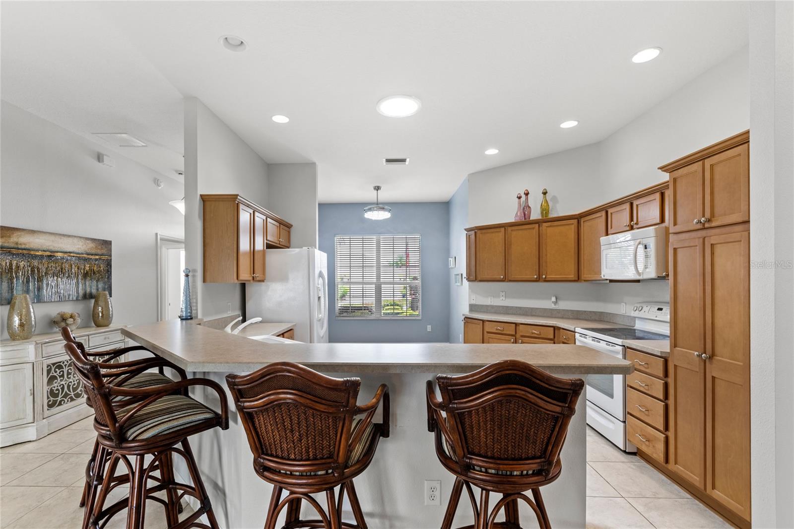 Image 8 of 53 For 2454 Monroe Terrace