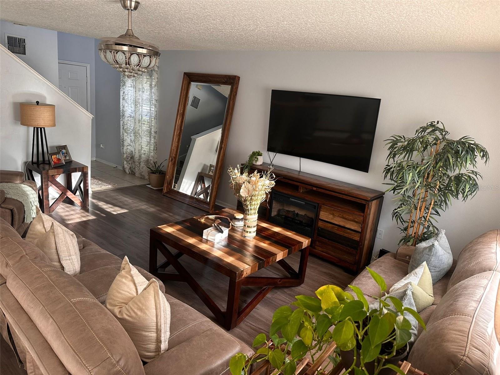 Image 4 of 20 For 15210 Starleigh Road