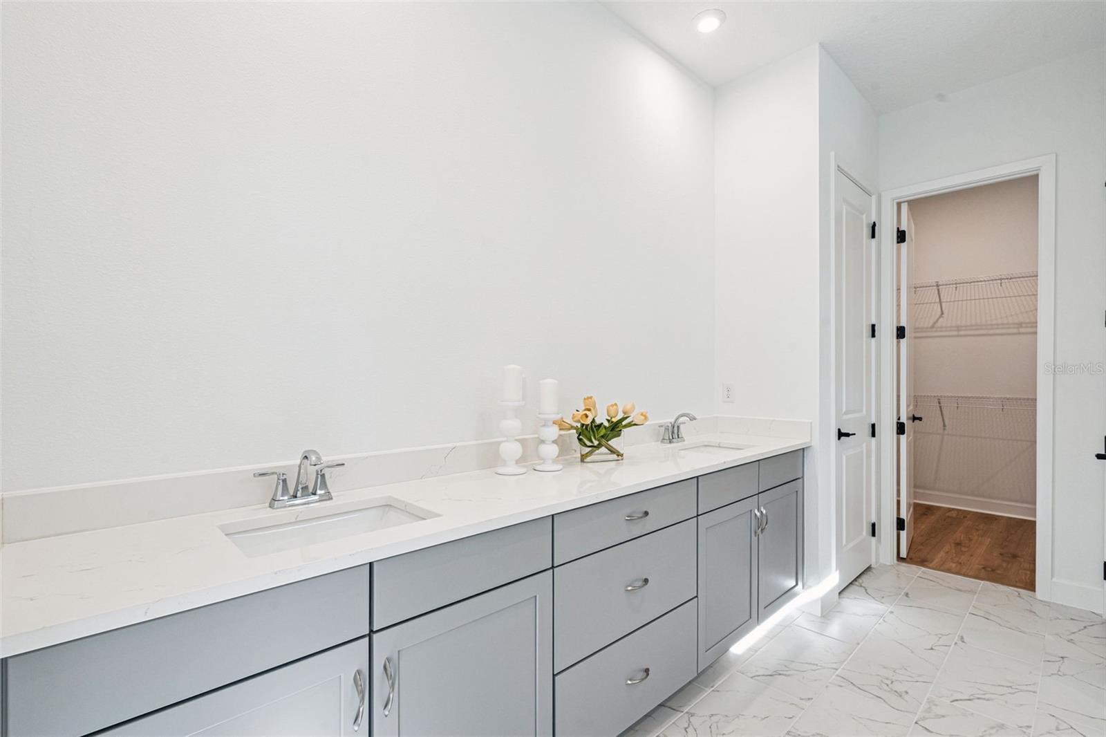 Image 15 of 24 For 1881 Beach Terrace