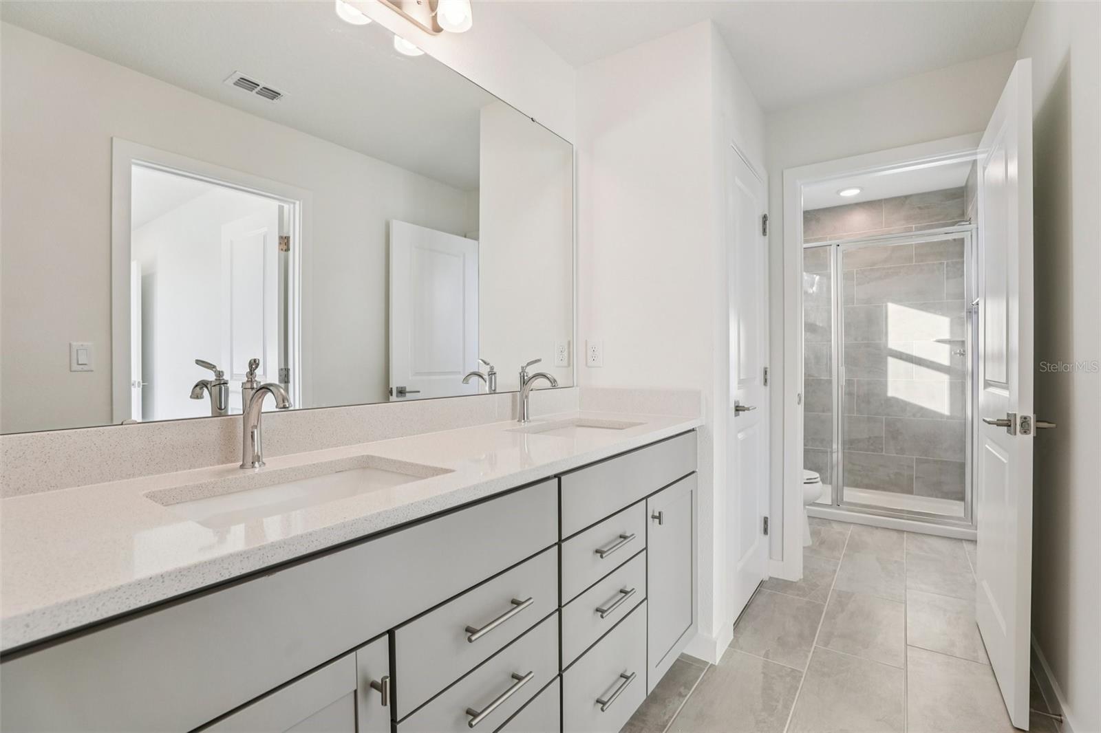 Image 20 of 38 For 6481 Horseshoe Lane Way