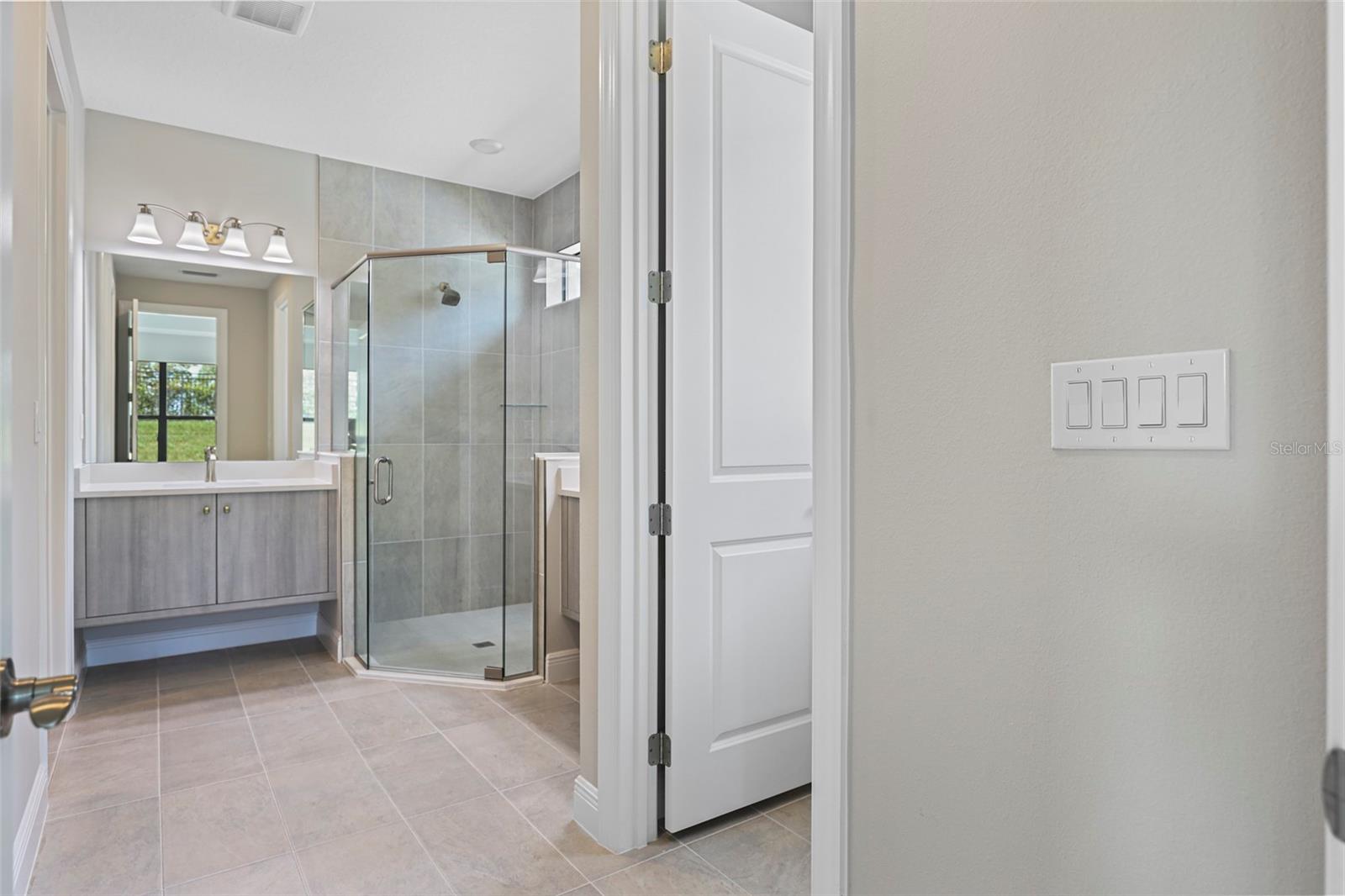 Image 8 of 47 For 18340 Rockport Place