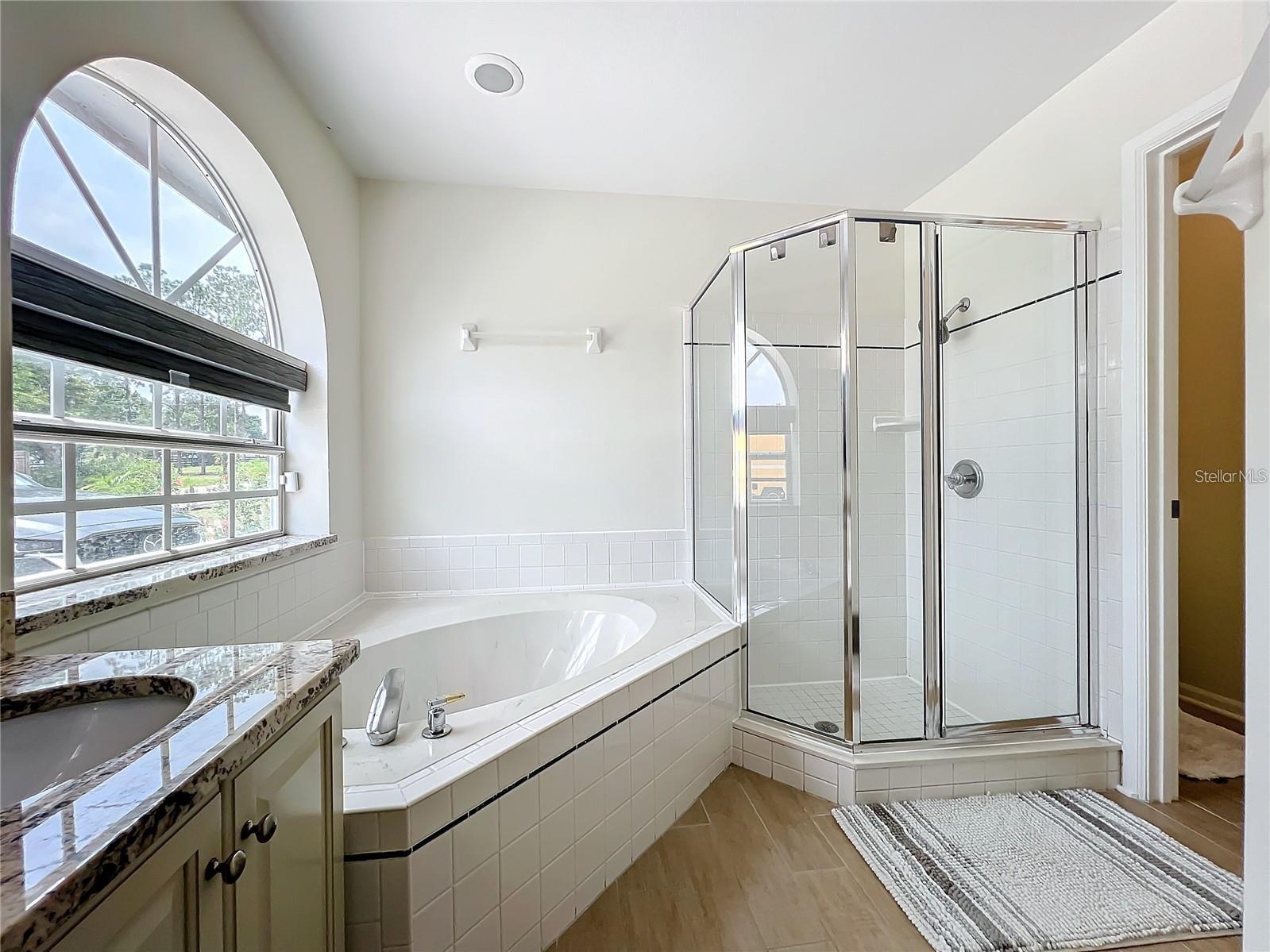 Image 11 of 22 For 17528 Apshawa Road