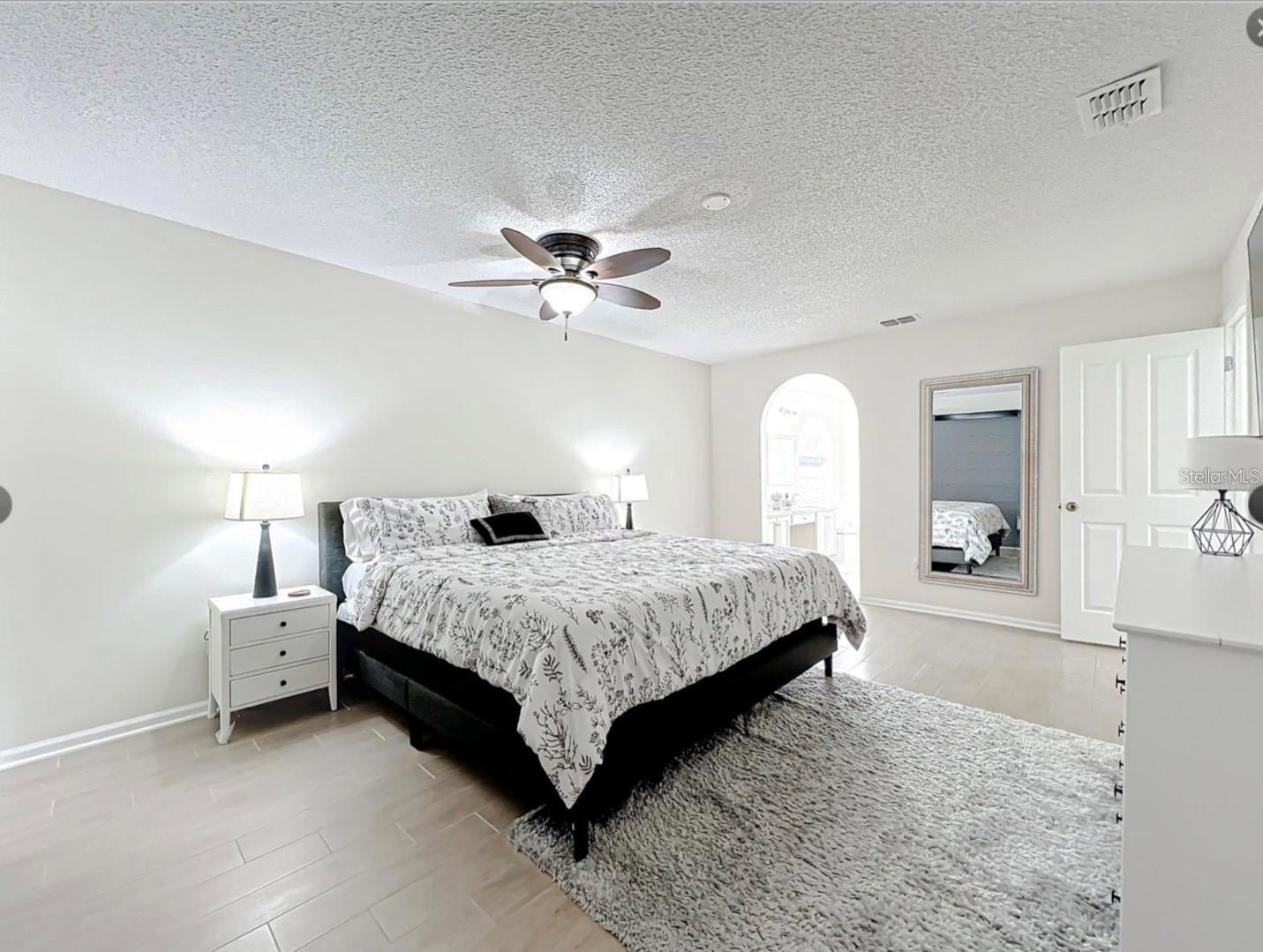 Image 7 of 22 For 17528 Apshawa Road