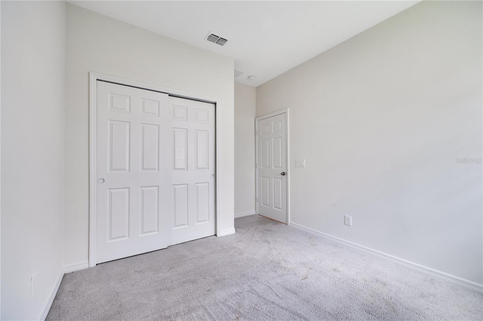 Image 11 of 21 For 606 Fairview Avenue