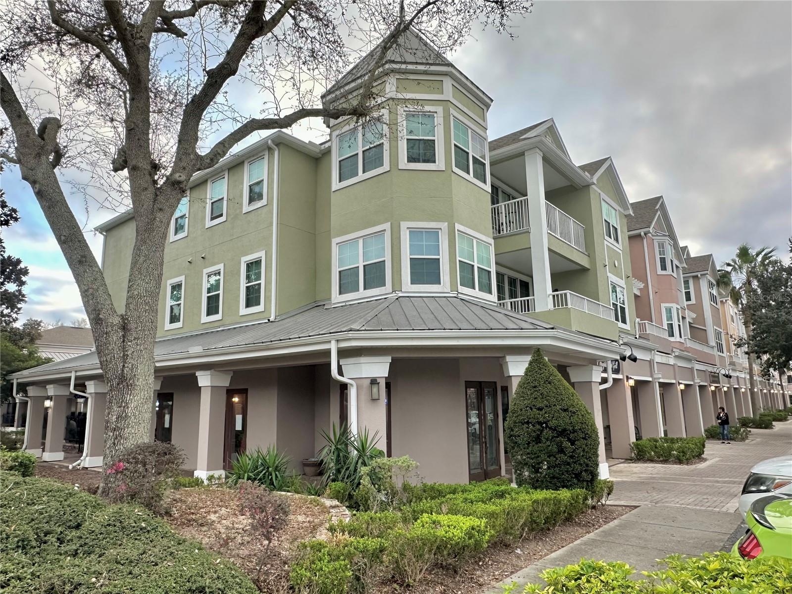 Image 7 of 45 For 3280 Soho Street 308