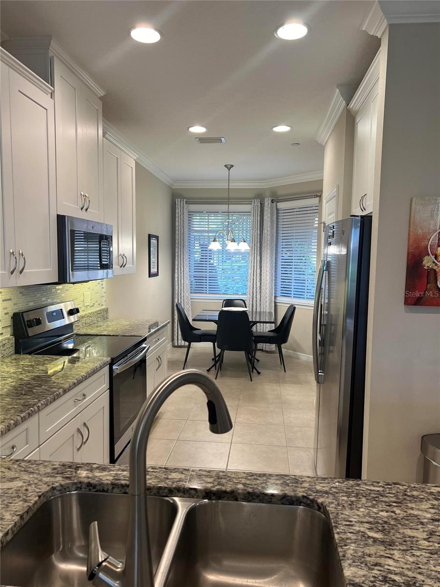 Image 3 of 25 For 13737 Messina Loop 101