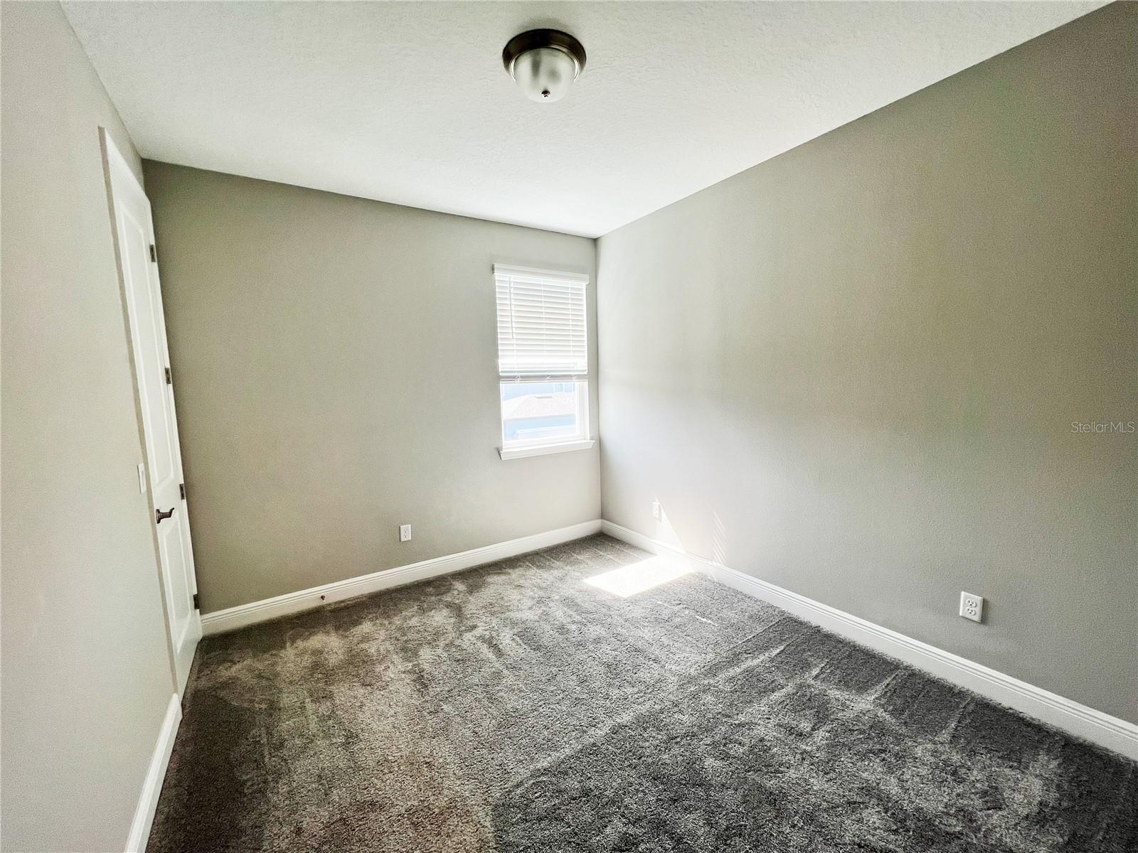 Image 12 of 35 For 7037 Carrickbend Lane