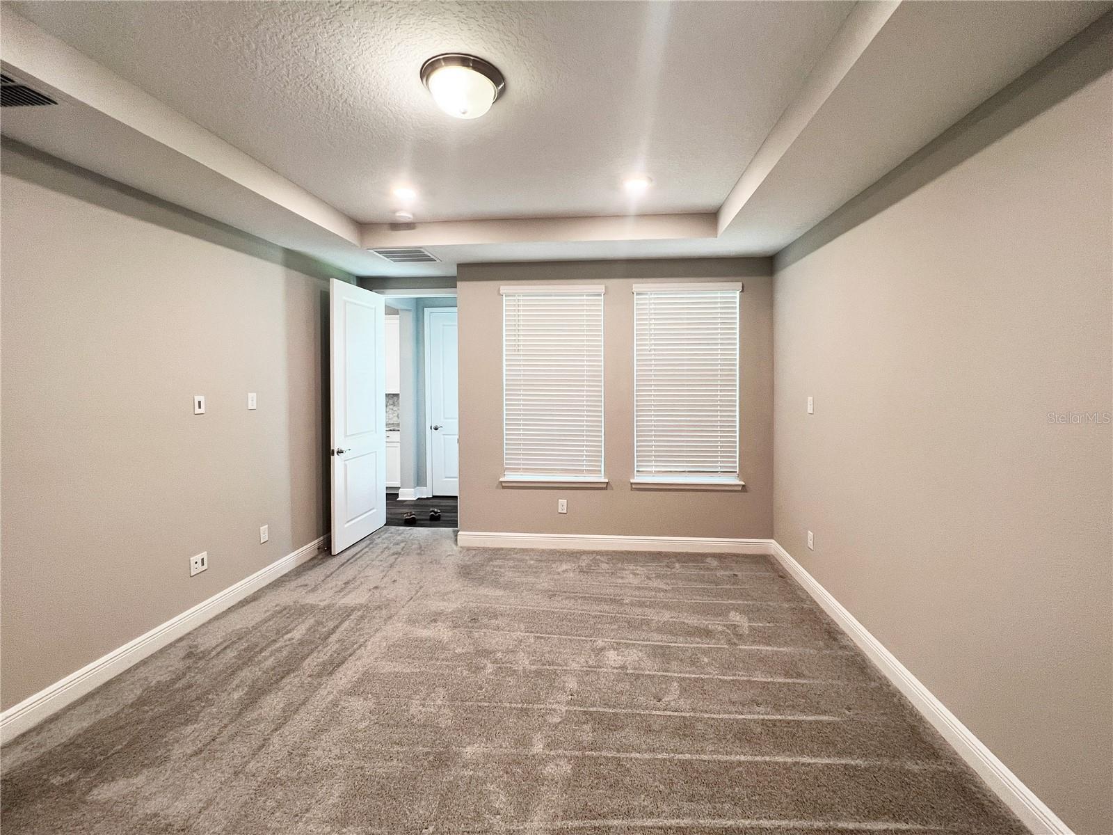 Image 17 of 35 For 7037 Carrickbend Lane