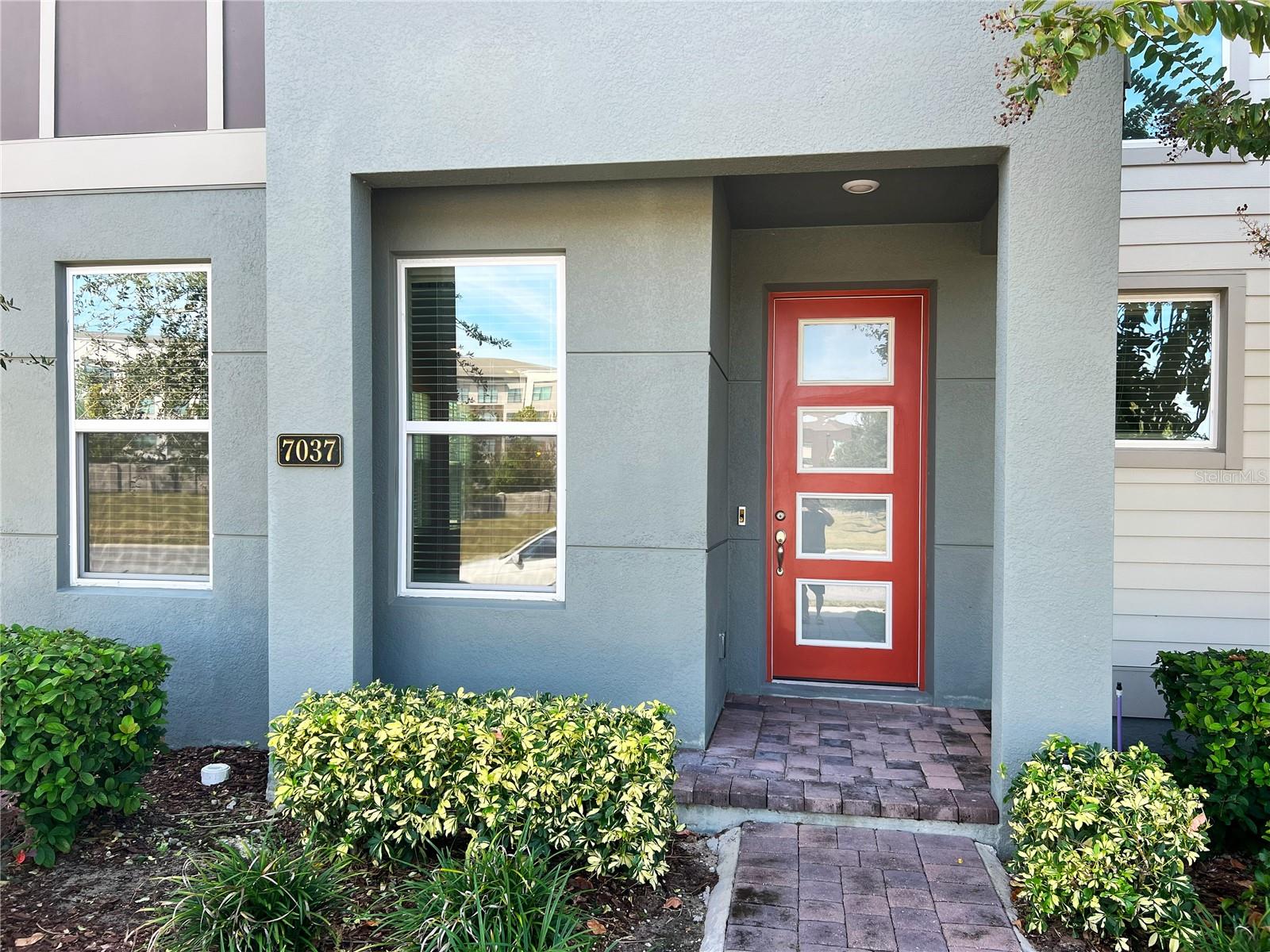 Image 3 of 35 For 7037 Carrickbend Lane