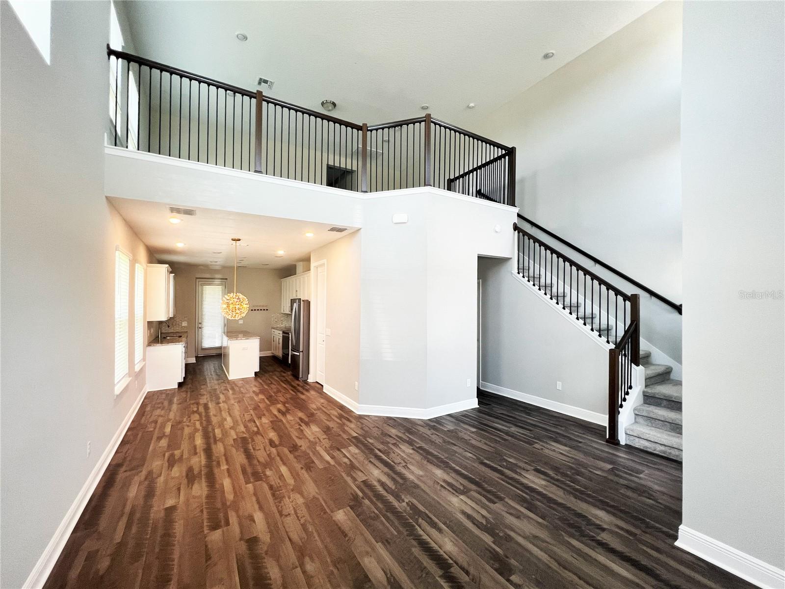 Image 6 of 35 For 7037 Carrickbend Lane
