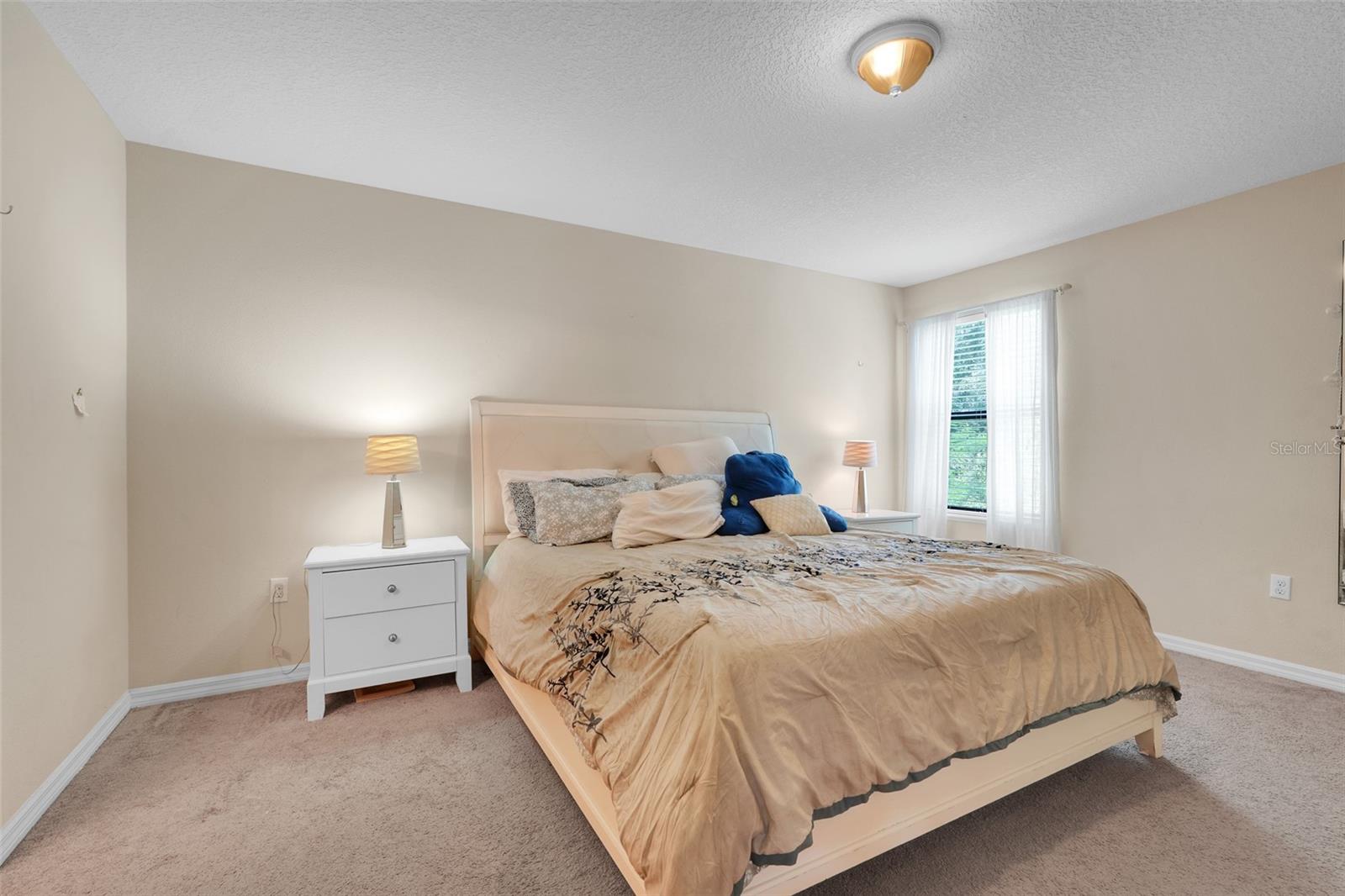 Image 24 of 49 For 1037 Cypress Pointe Boulevard
