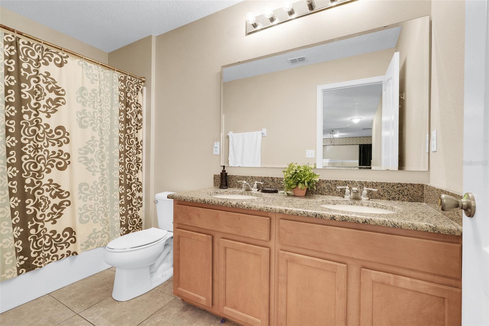 Image 27 of 49 For 1037 Cypress Pointe Boulevard
