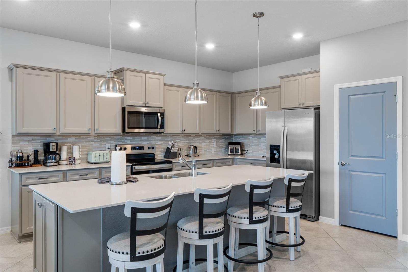 Image 12 of 93 For 15964 Sandy Cliffs Drive