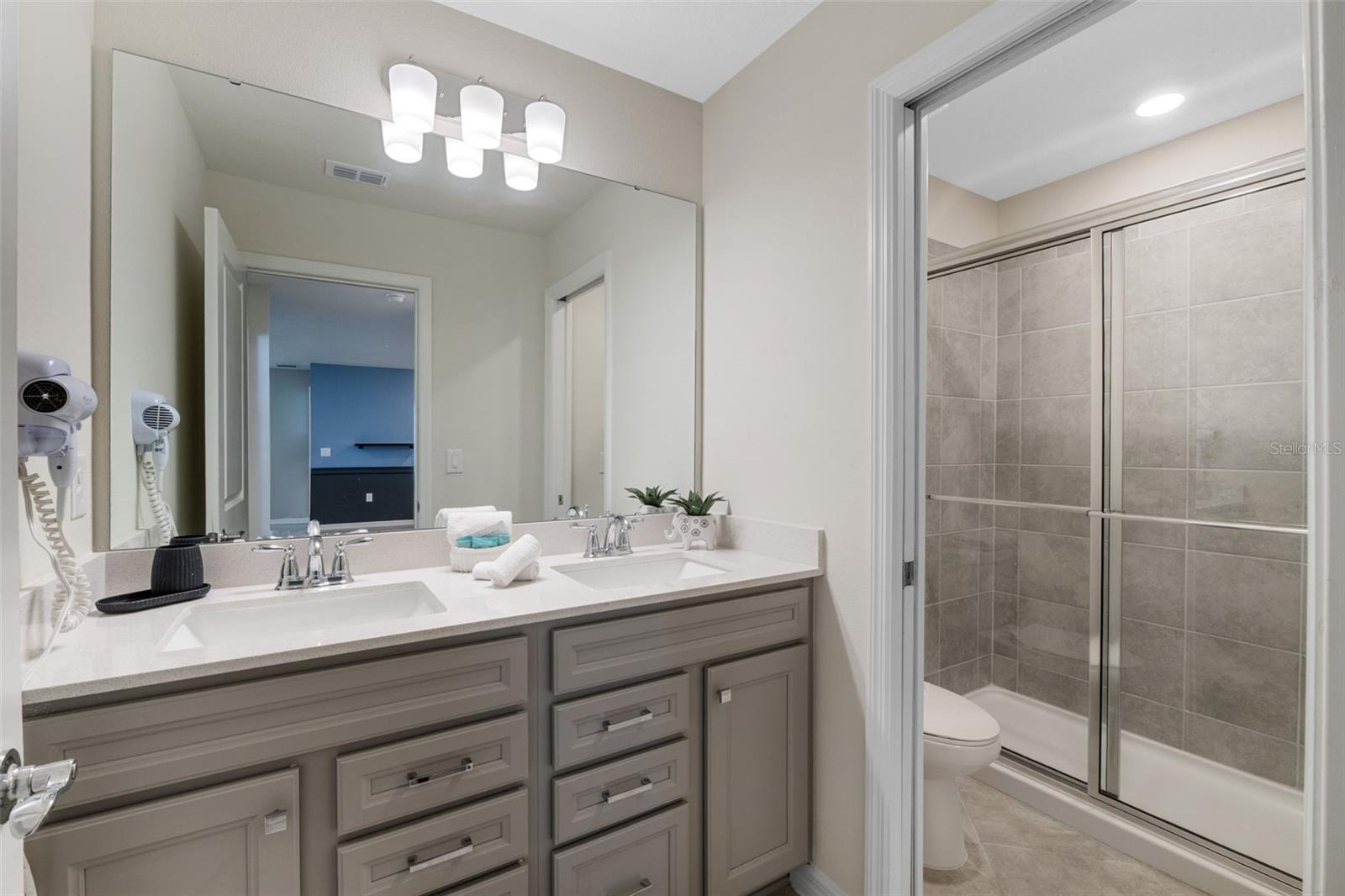 Image 43 of 93 For 15964 Sandy Cliffs Drive