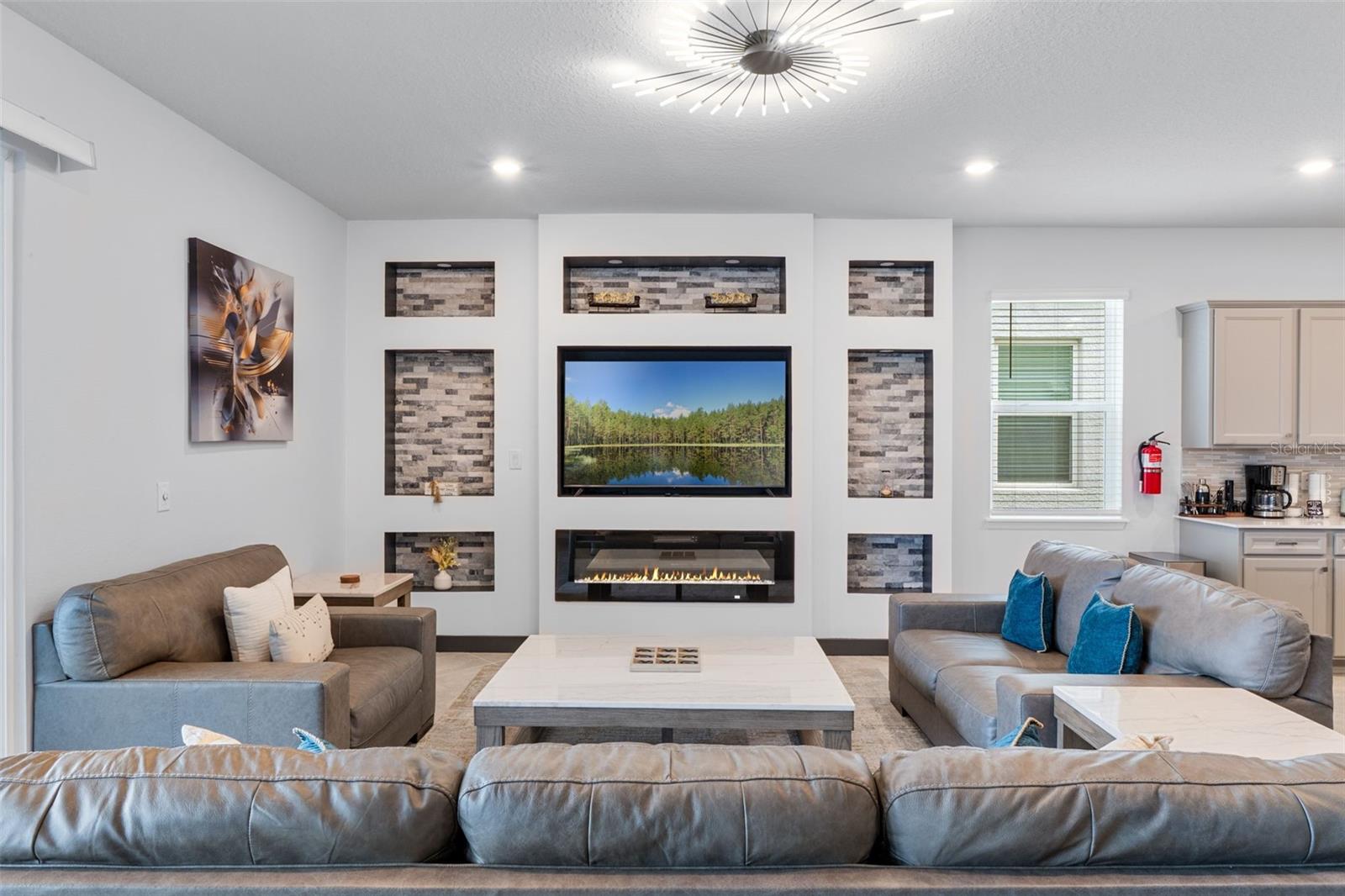 Image 6 of 93 For 15964 Sandy Cliffs Drive