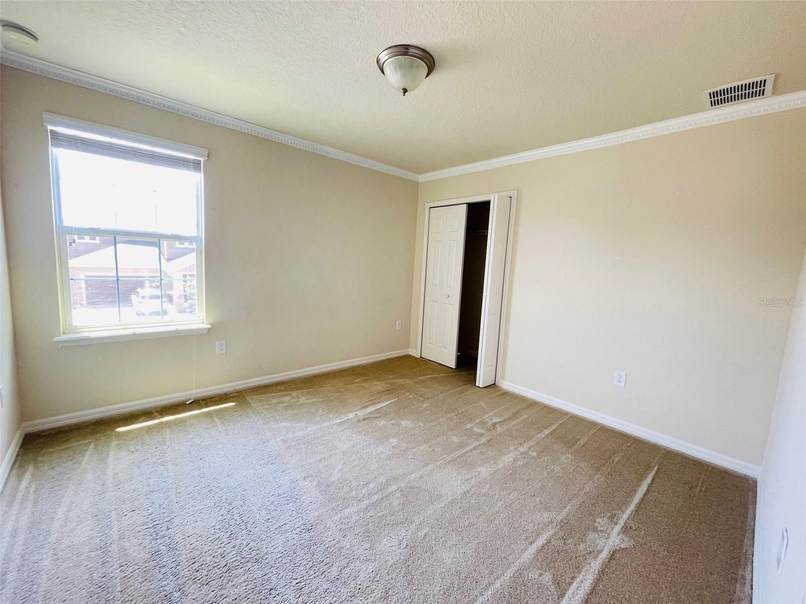 Image 12 of 15 For 12058 Silverlake Park Drive