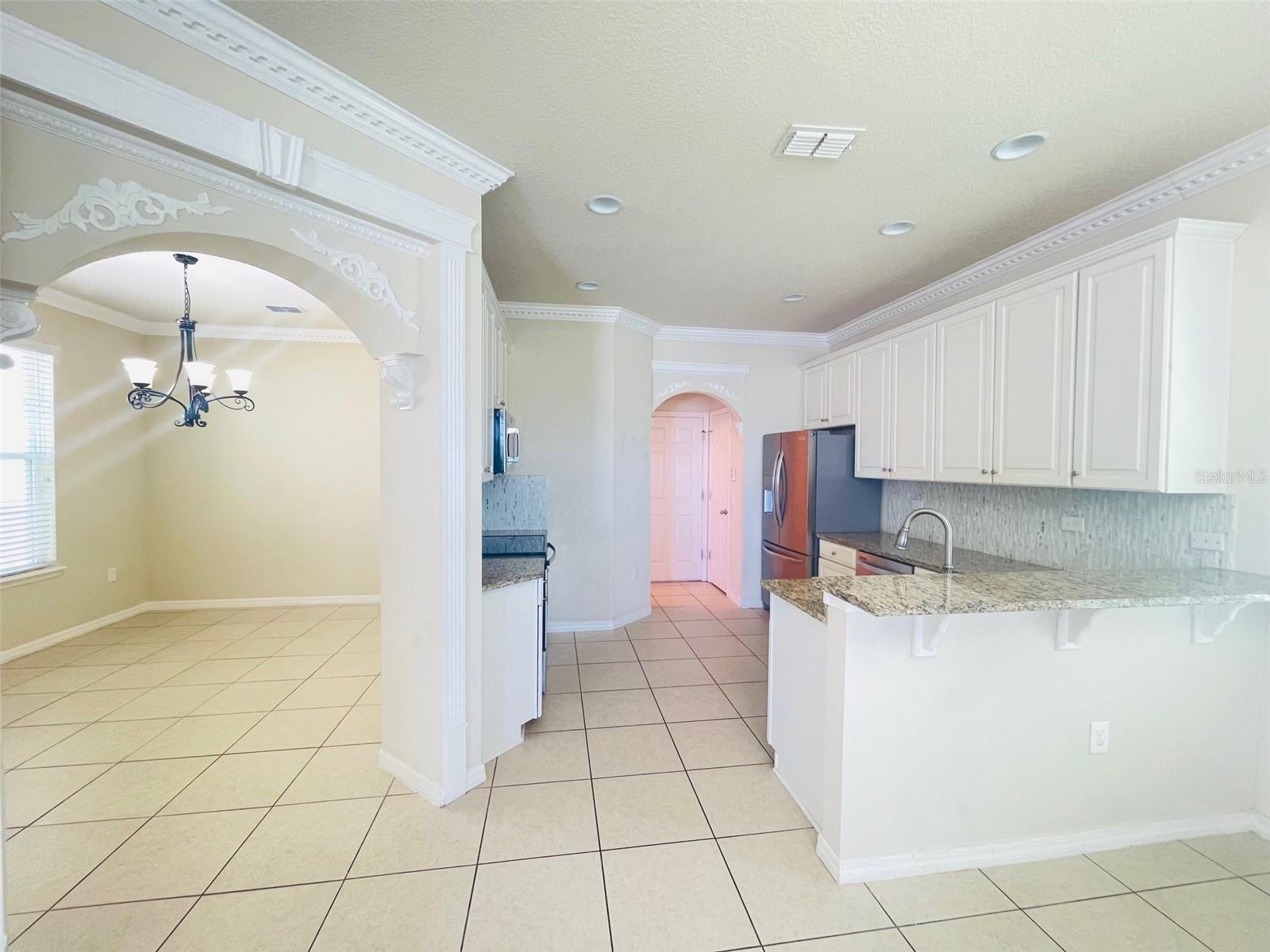 Image 6 of 15 For 12058 Silverlake Park Drive