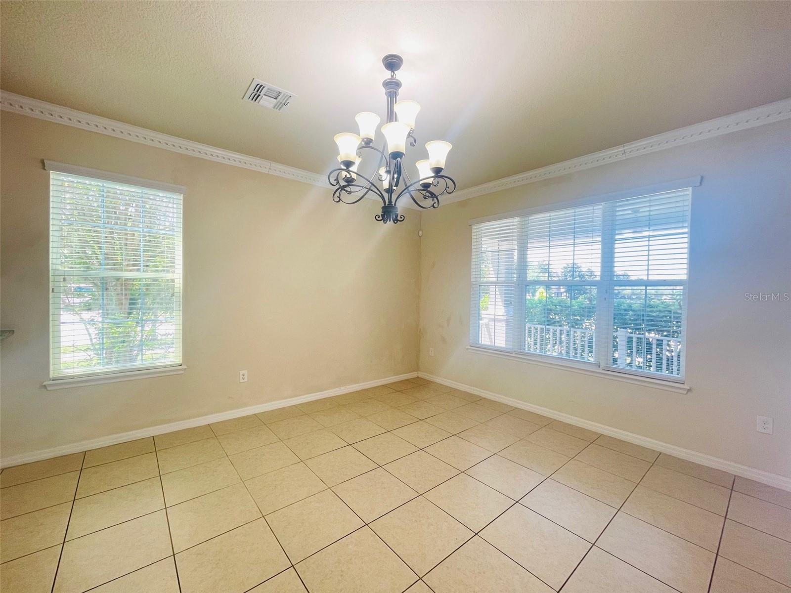 Image 7 of 15 For 12058 Silverlake Park Drive