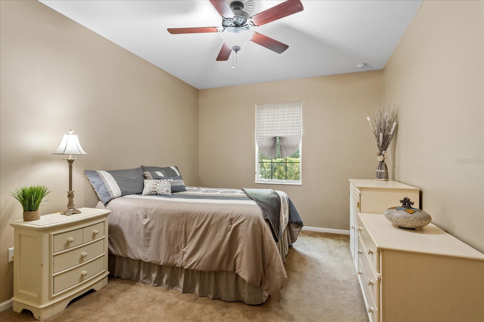 Image 23 of 32 For 861 Bighorn Street
