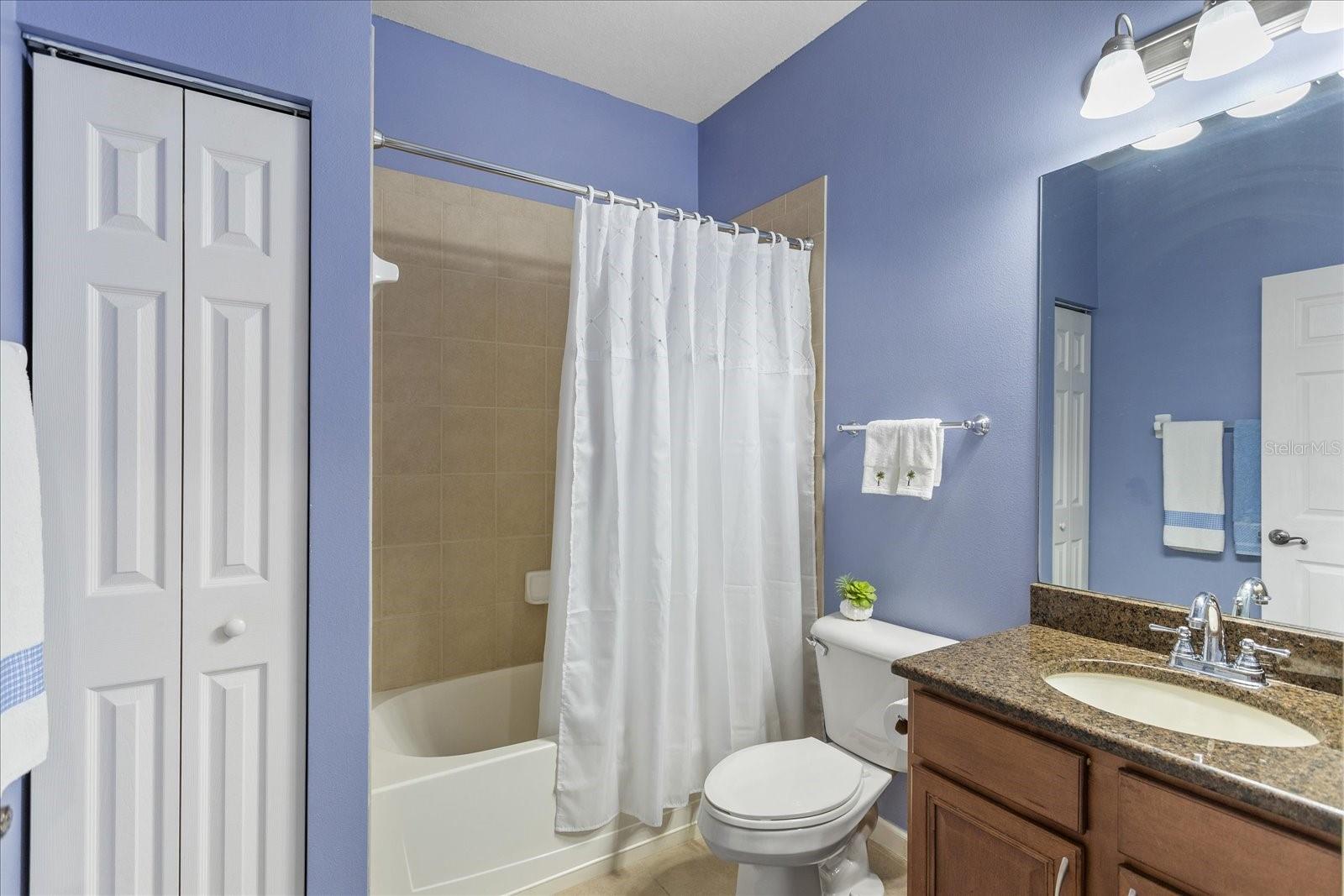 Image 24 of 32 For 861 Bighorn Street