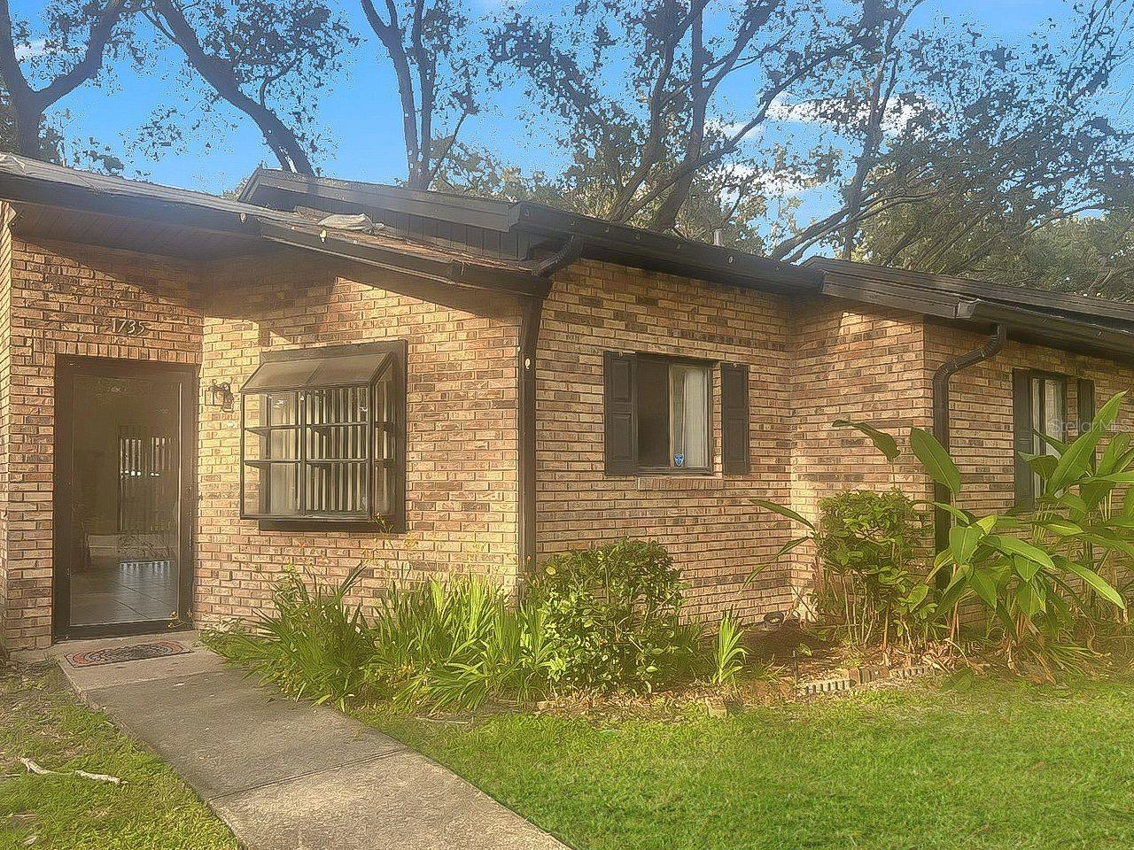 Image 3 of 12 For 1735 Foxhall Circle 1