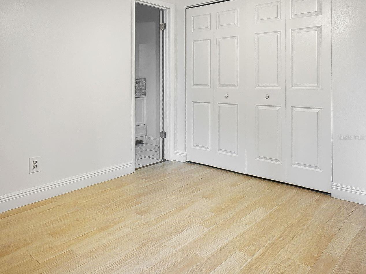 Image 9 of 12 For 1735 Foxhall Circle 1