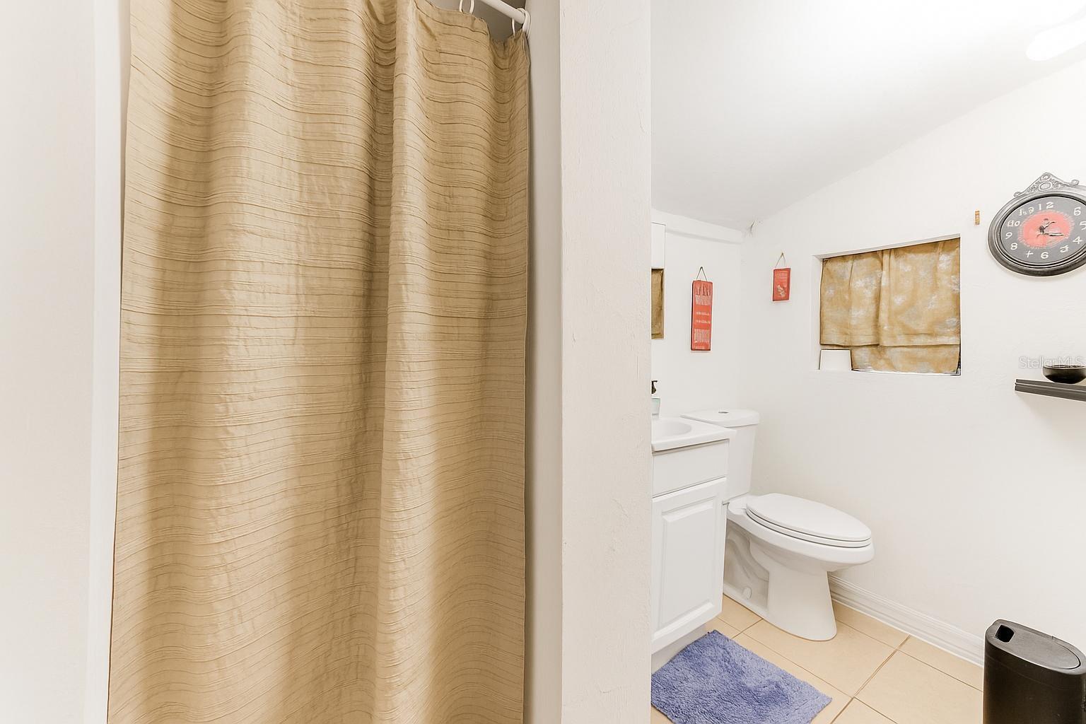 Image 22 of 22 For 715 Clark Street