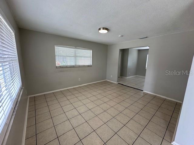 Image 3 of 28 For 607 Clayton Circle