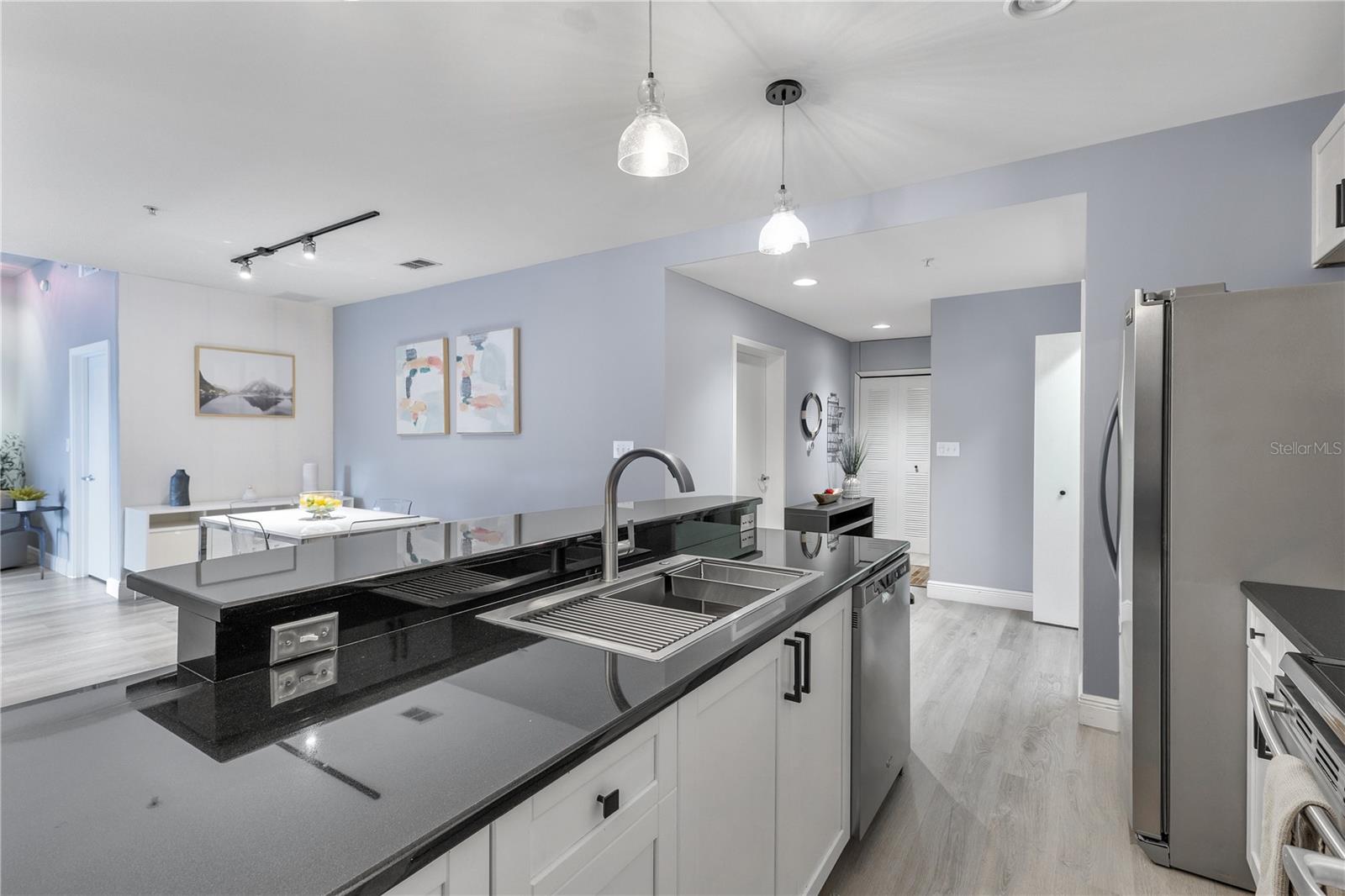 Image 15 of 43 For 525 Jackson Street 308