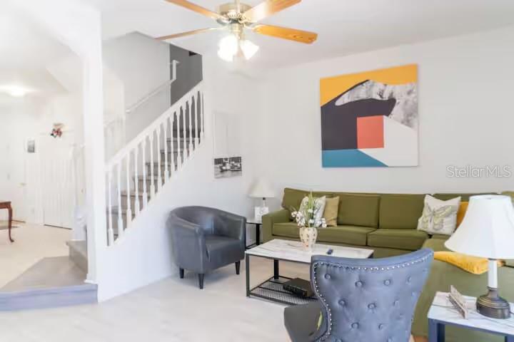 Image 3 of 40 For 1139 Beach Circle