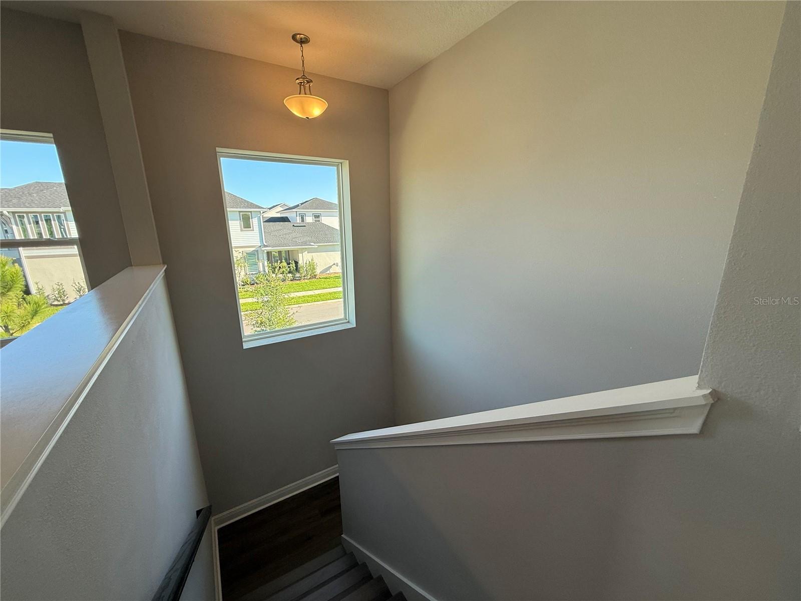 Image 15 of 43 For 10004 Fiddley Alley