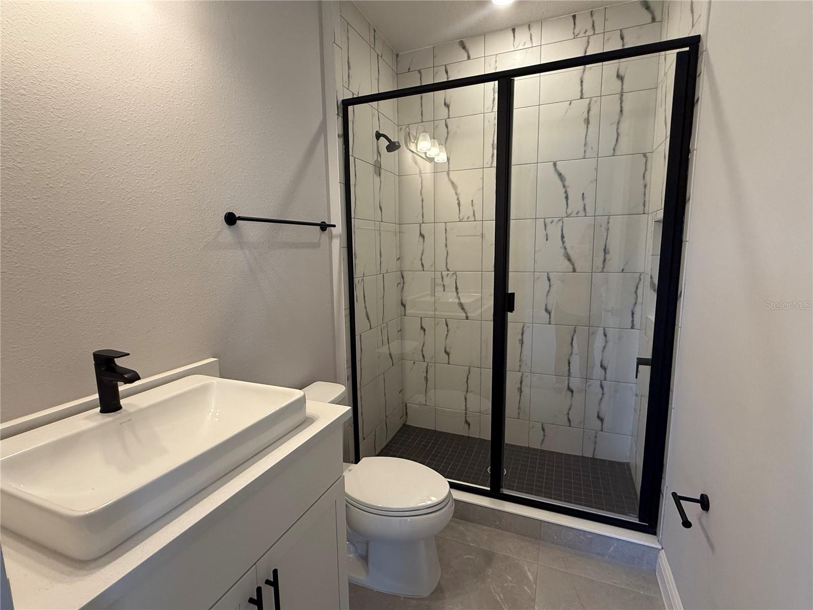 Image 20 of 43 For 10004 Fiddley Alley