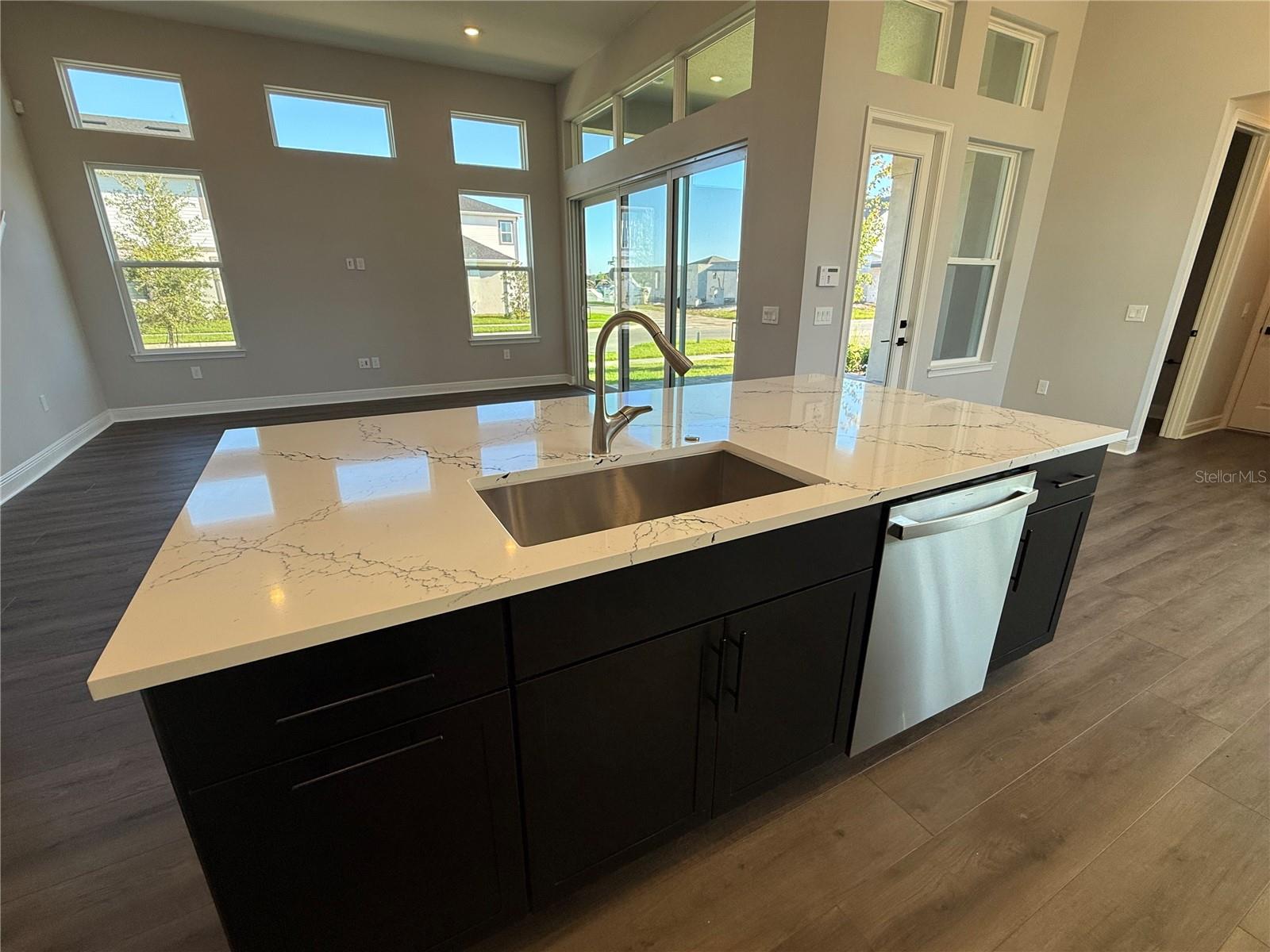 Image 9 of 43 For 10004 Fiddley Alley