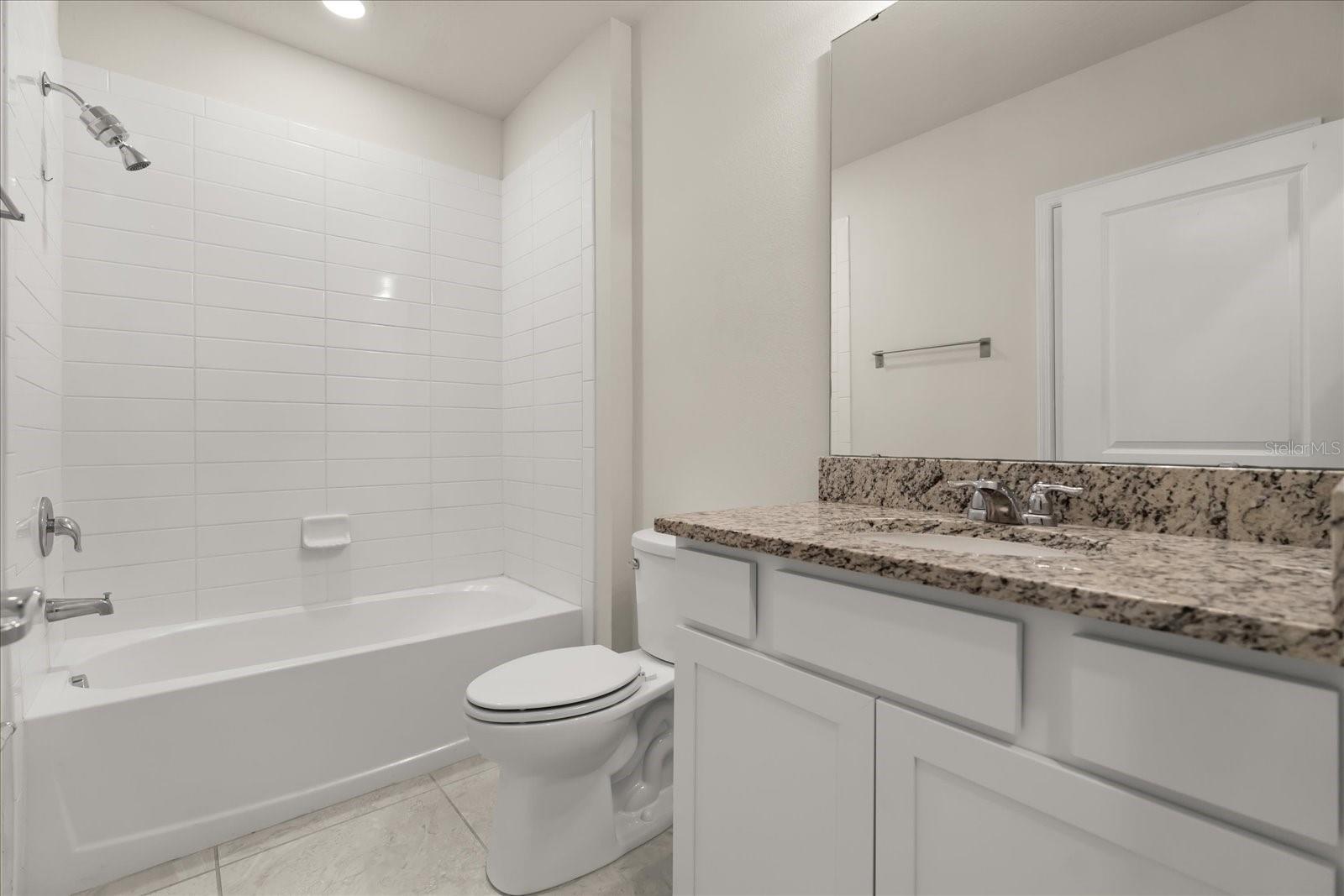 Image 11 of 41 For 5099 Royal Point Avenue