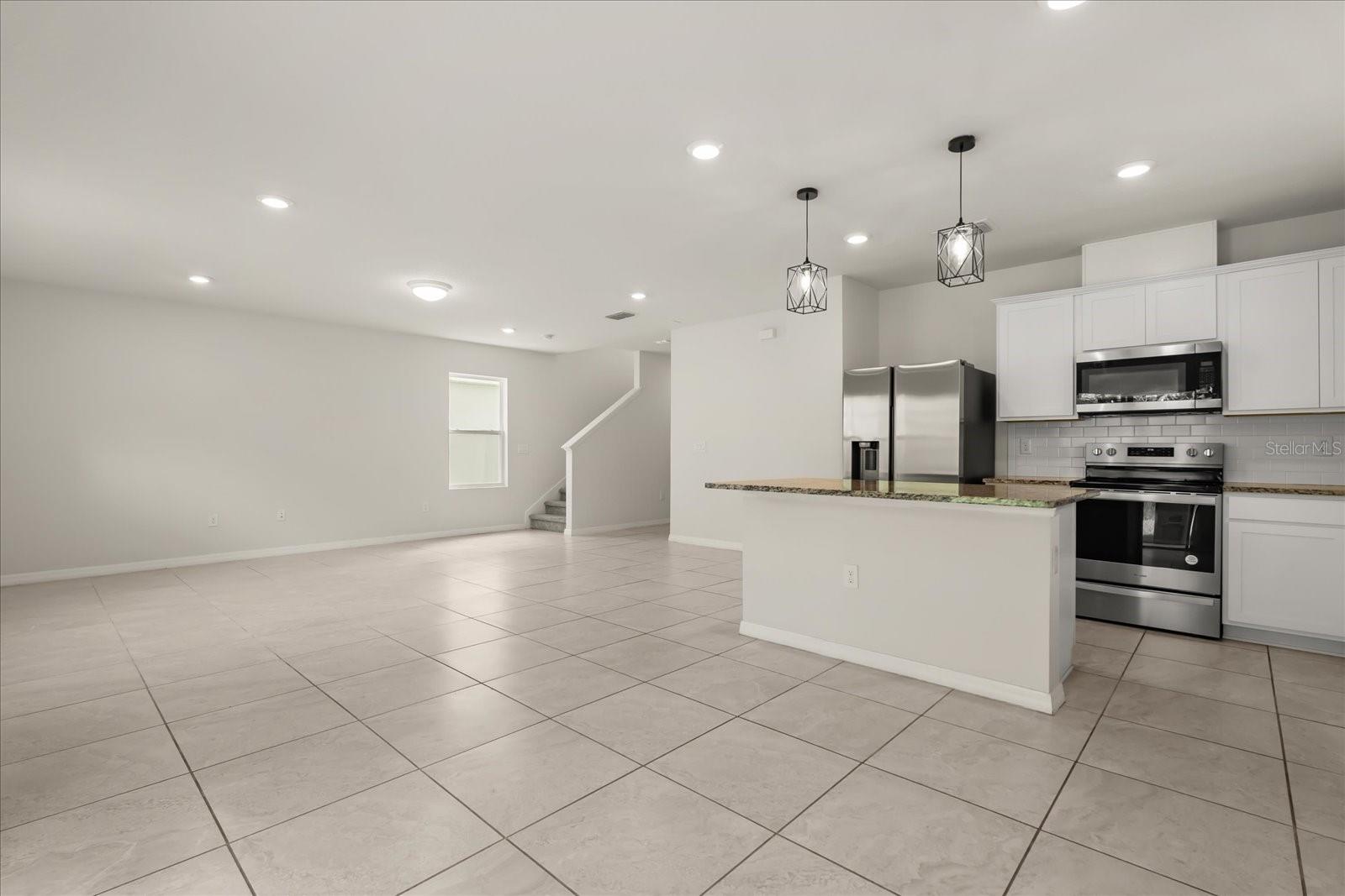 Image 4 of 41 For 5099 Royal Point Avenue